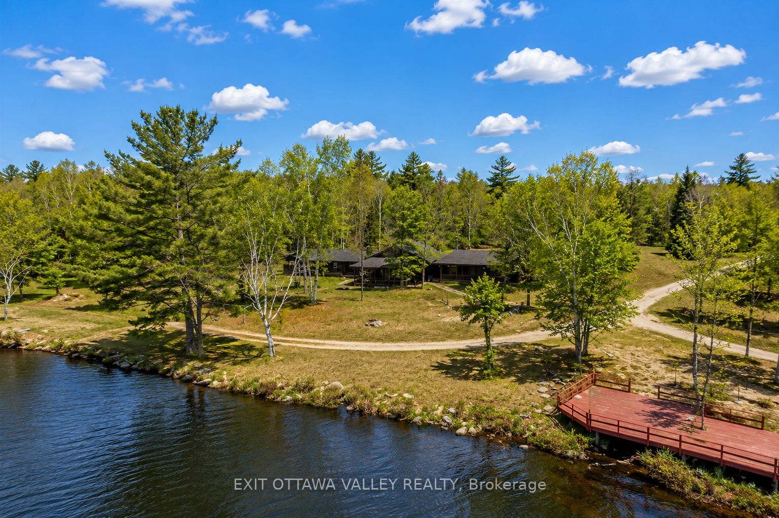 104 K/O Lodge Trail, Laurentian Hills, ON K0J 1P0 photo 2