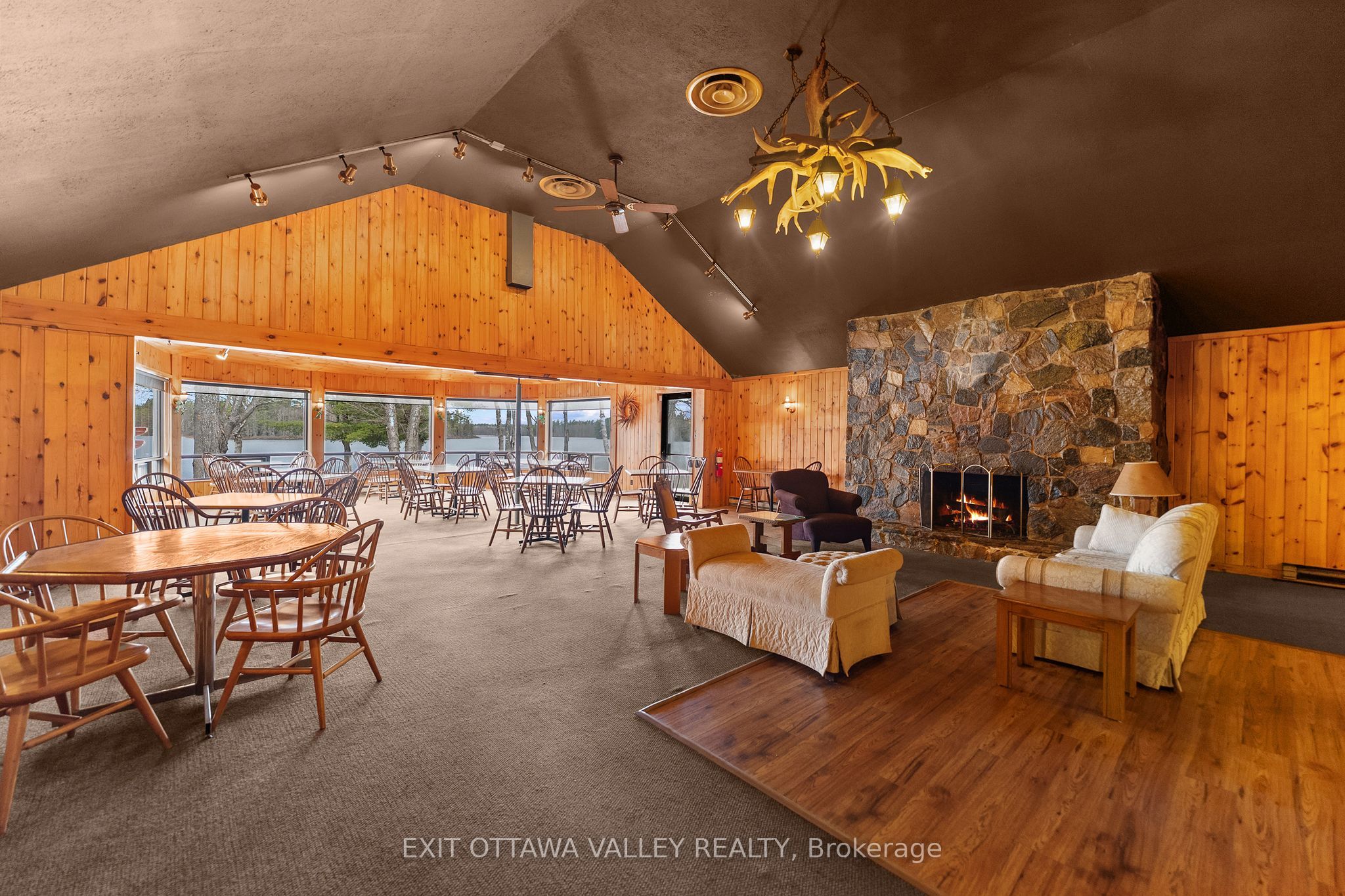 104 K/O Lodge Trail, Laurentian Hills, ON K0J 1P0 photo 5