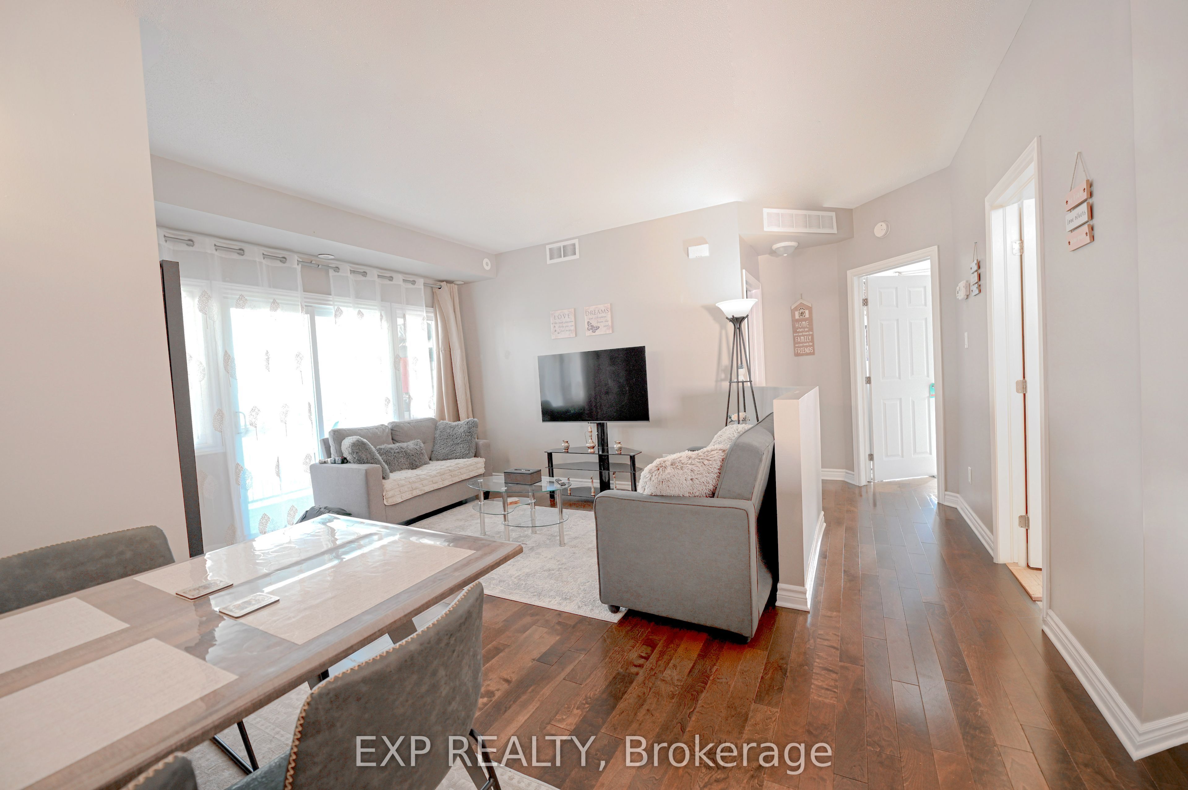1113 STITTSVILLE MAIN Street N G, Stittsville - Munster - Richmond, ON K2S 0C8 photo 2