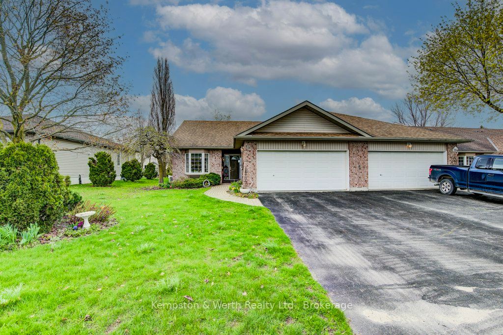 782 Lavery Street, North Perth, ON N4W 3T4 photo 3