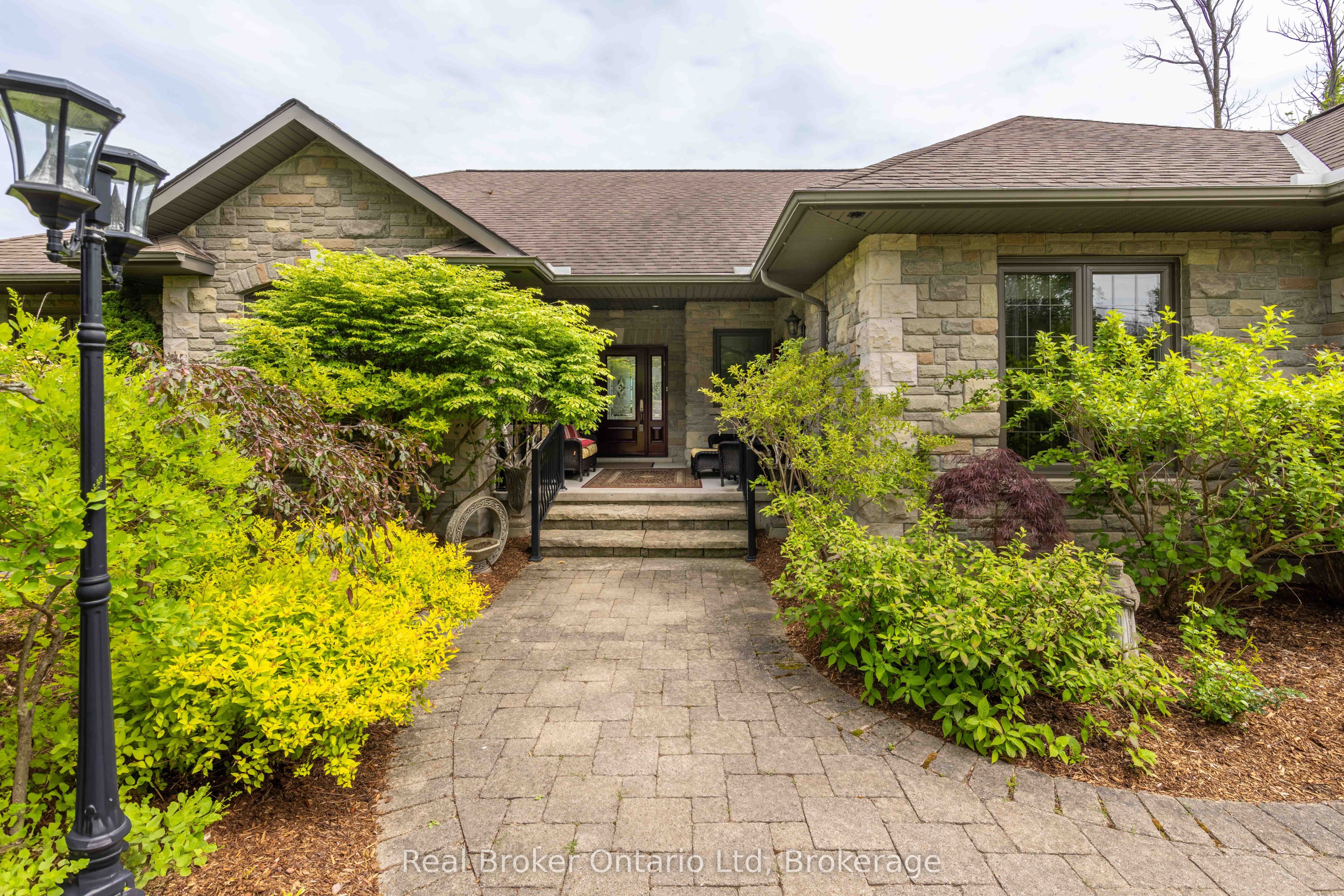 361 Balmy Beach Road, Georgian Bluffs, ON N4K 5N4 photo 4