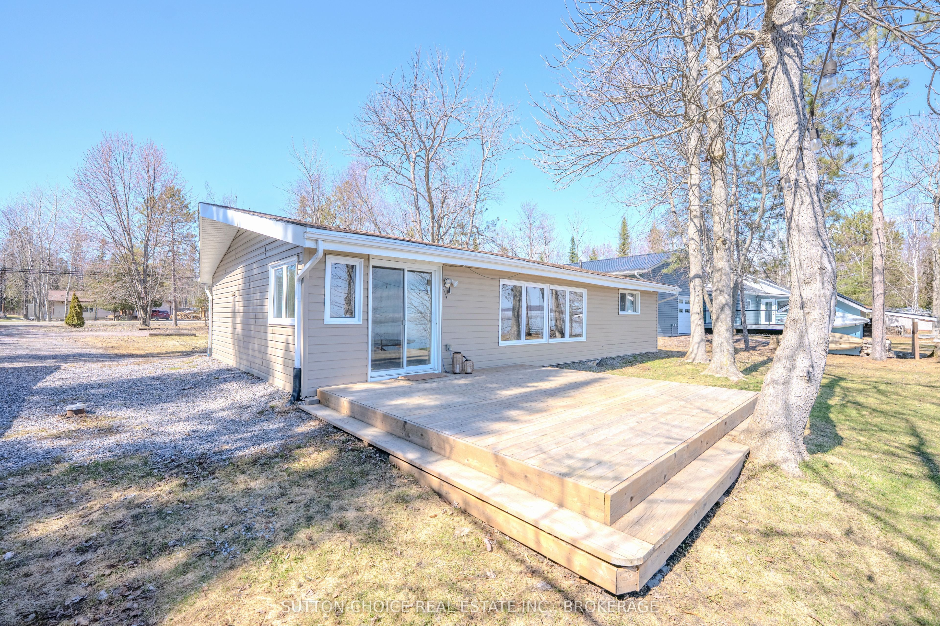411 Jocko Point Road, North Bay, ON P1B 8G5 photo 3