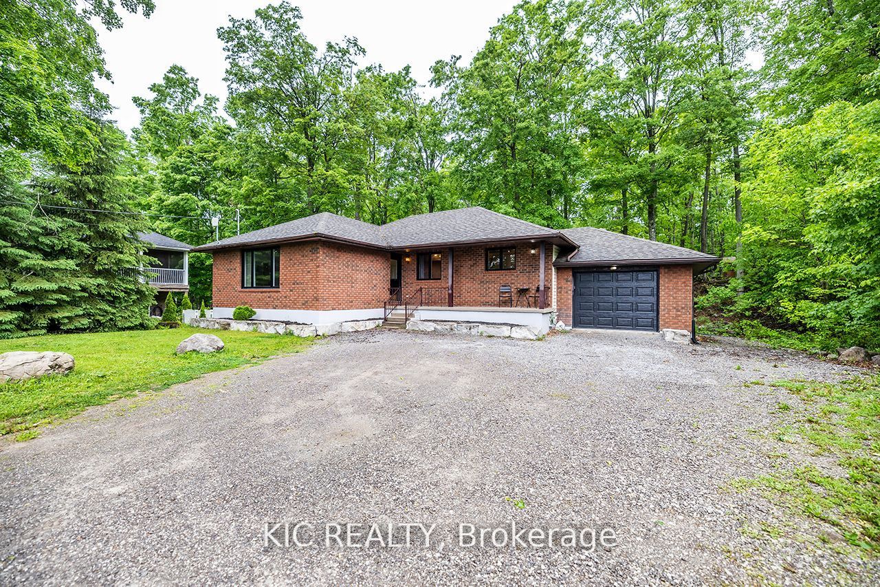 6 Sumcot Drive, Trent Lakes, ON K0L 1J0