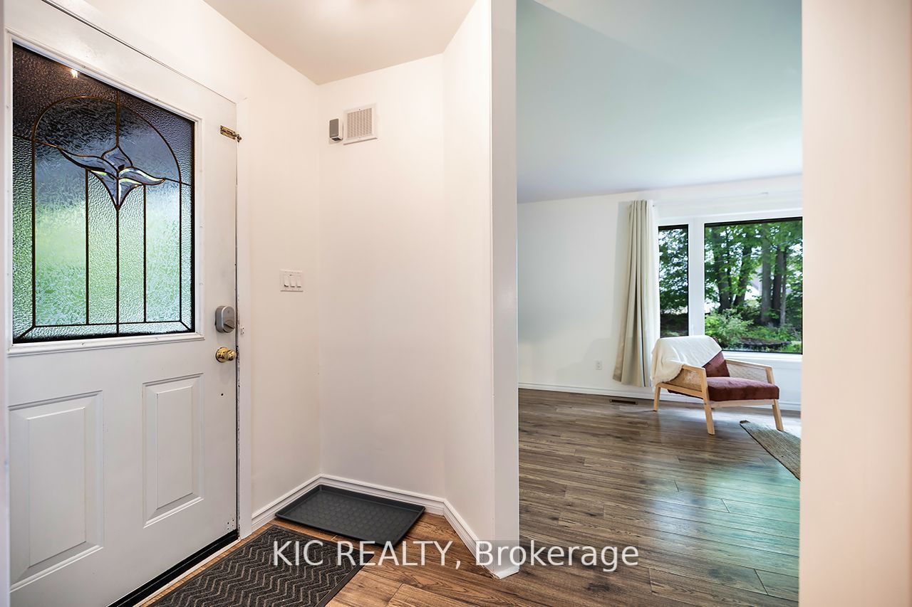 6 Sumcot Drive, Trent Lakes, ON K0L 1J0 photo 3