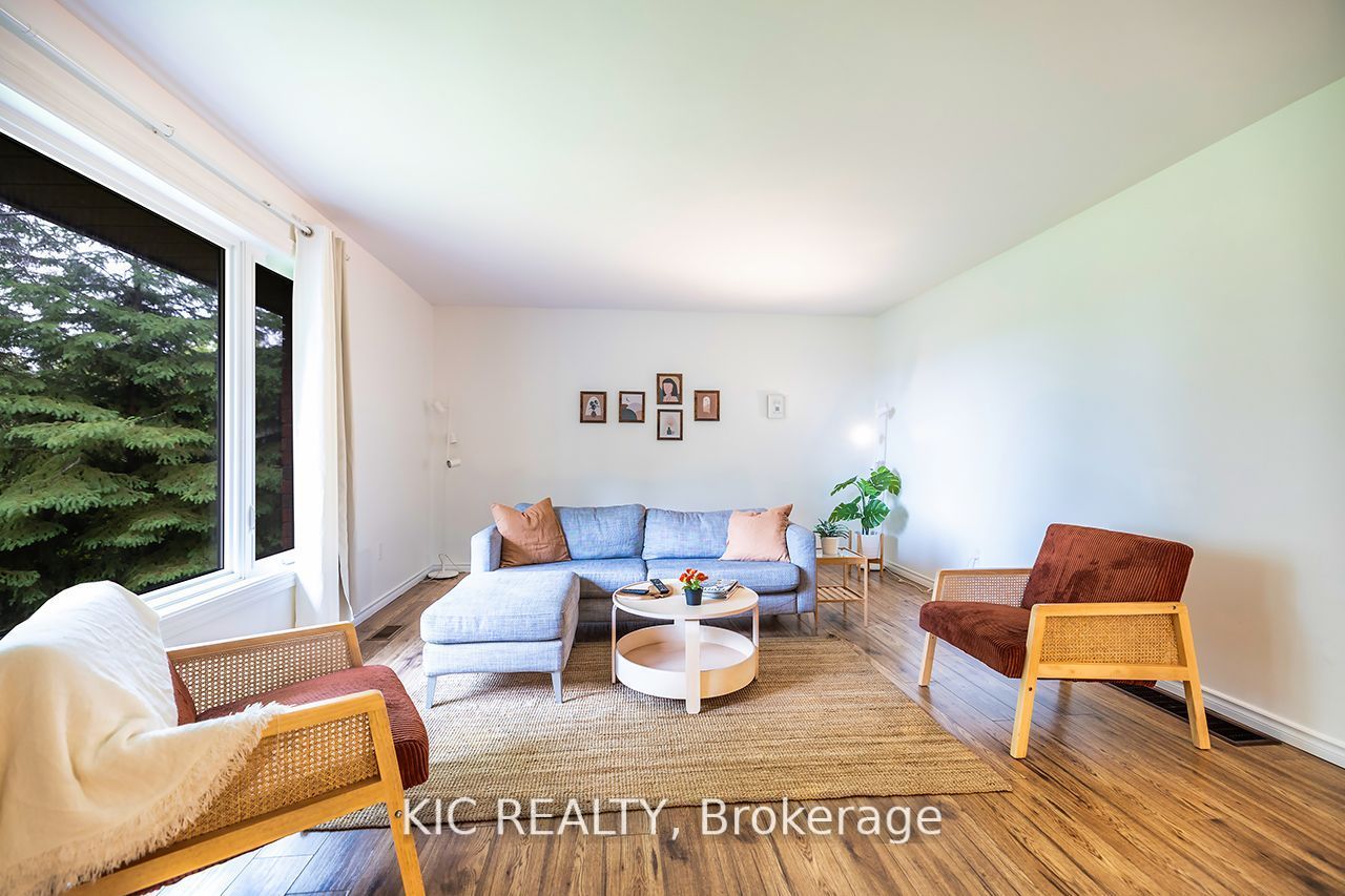 6 Sumcot Drive, Trent Lakes, ON K0L 1J0 photo 5