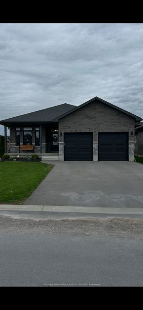 97 Northumberland Boulevard, Quinte West, ON K8V 0K9