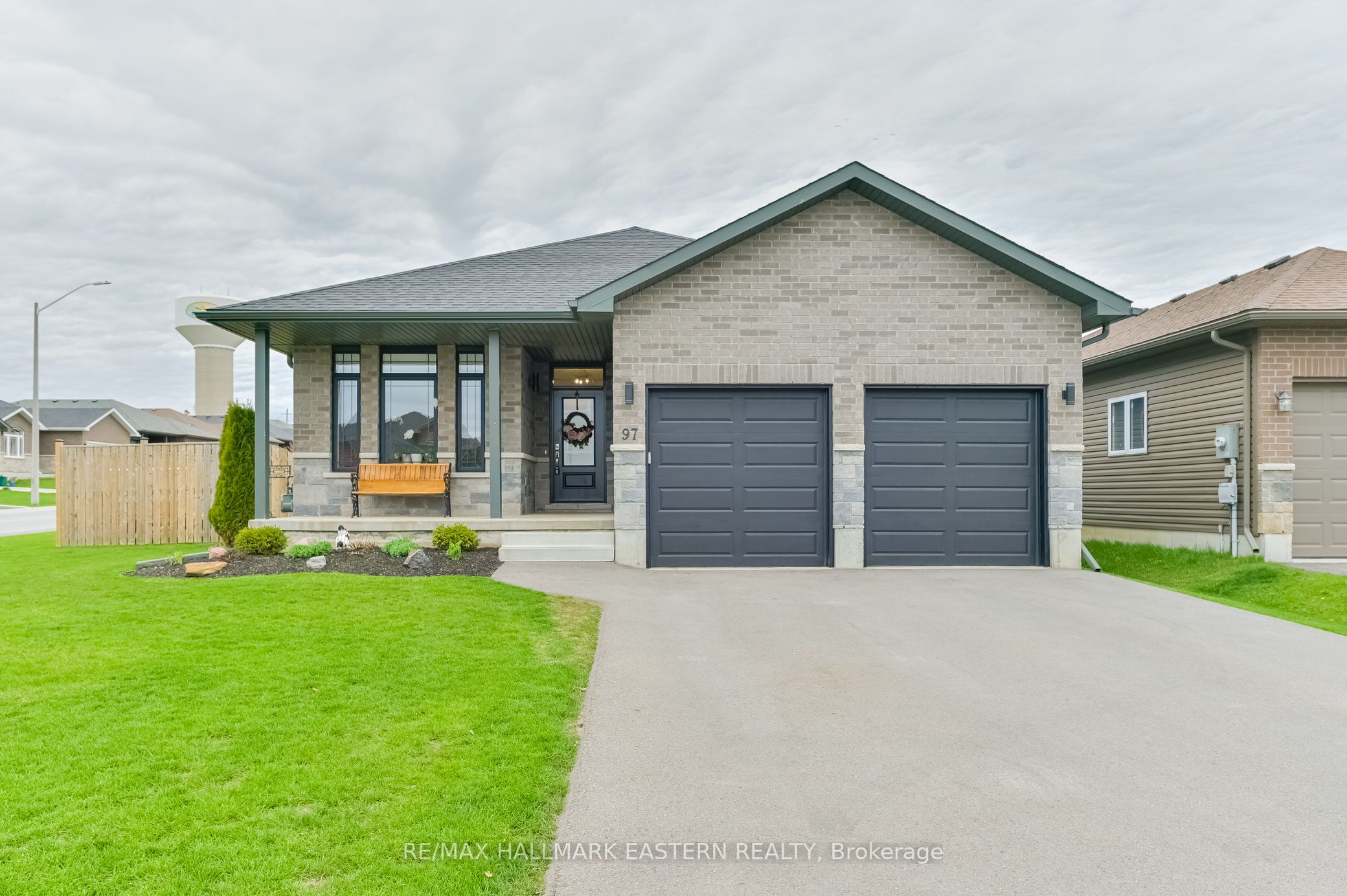 97 Northumberland Boulevard, Quinte West, ON K8V 0K9 photo 3
