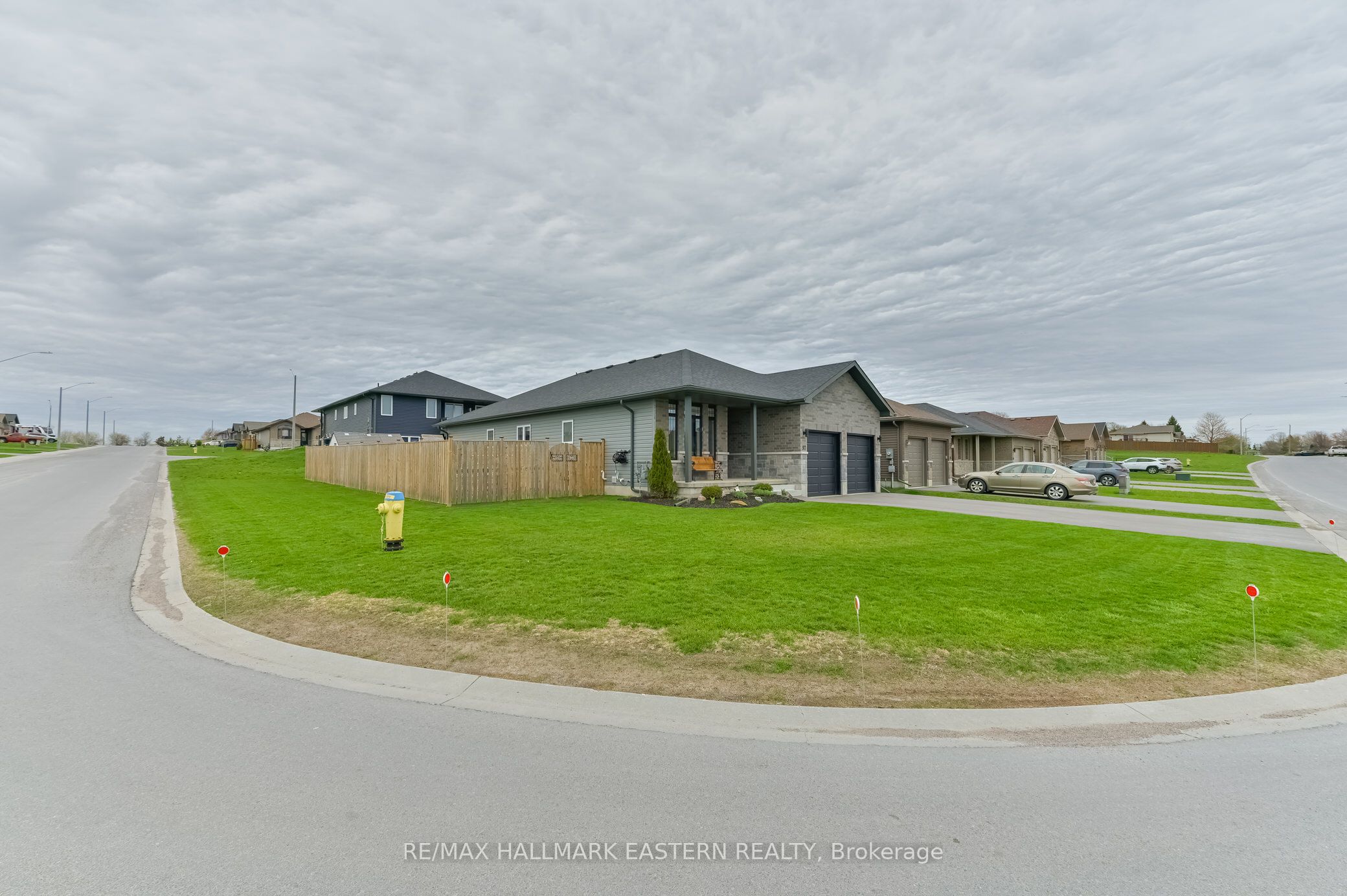 97 Northumberland Boulevard, Quinte West, ON K8V 0K9 photo 4