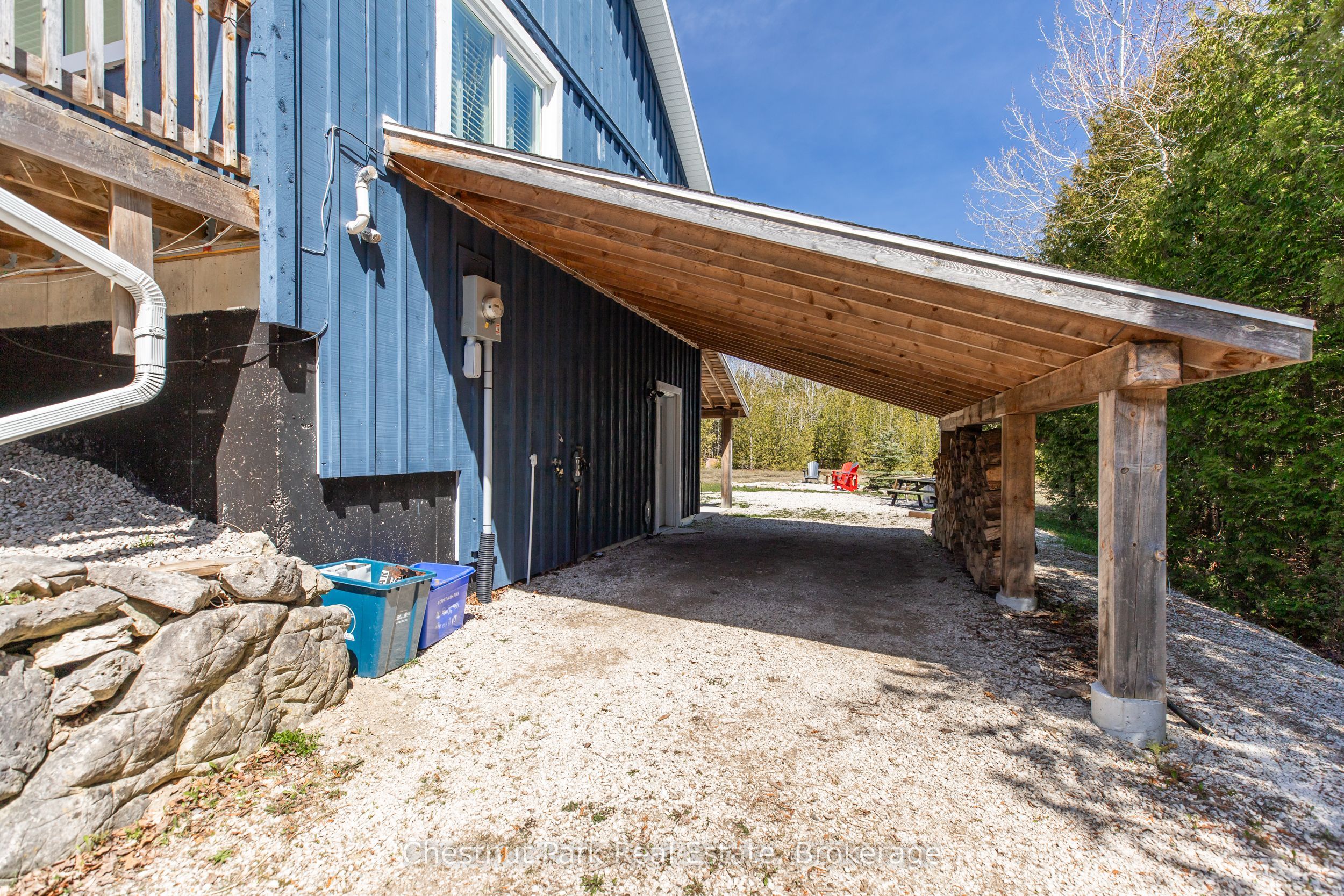 4576 Highway 6, Northern Bruce Peninsula, ON N0H 1Z0 photo 2
