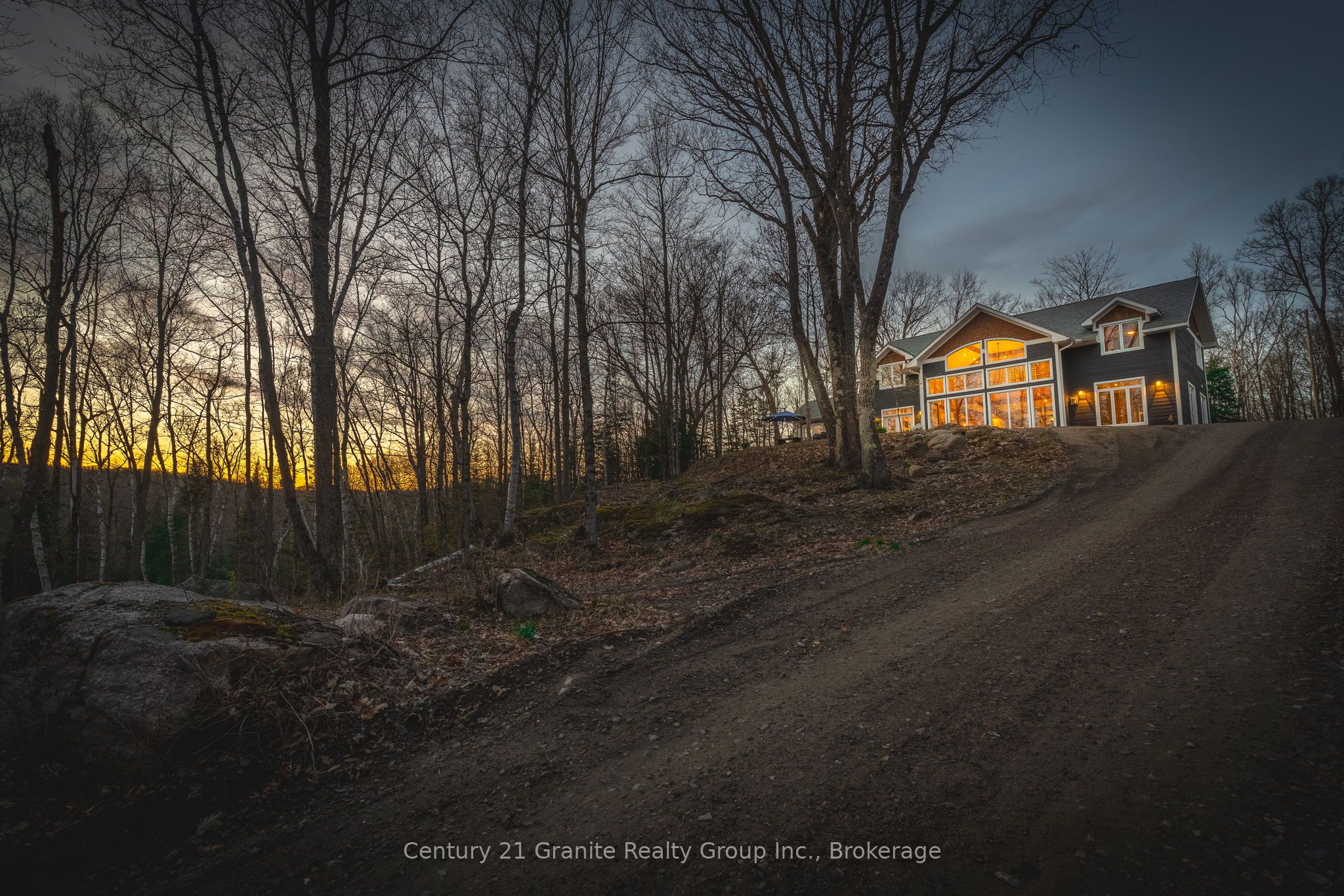 1277 Grace Road, Minden Hills, ON K0M 2K0 photo 2