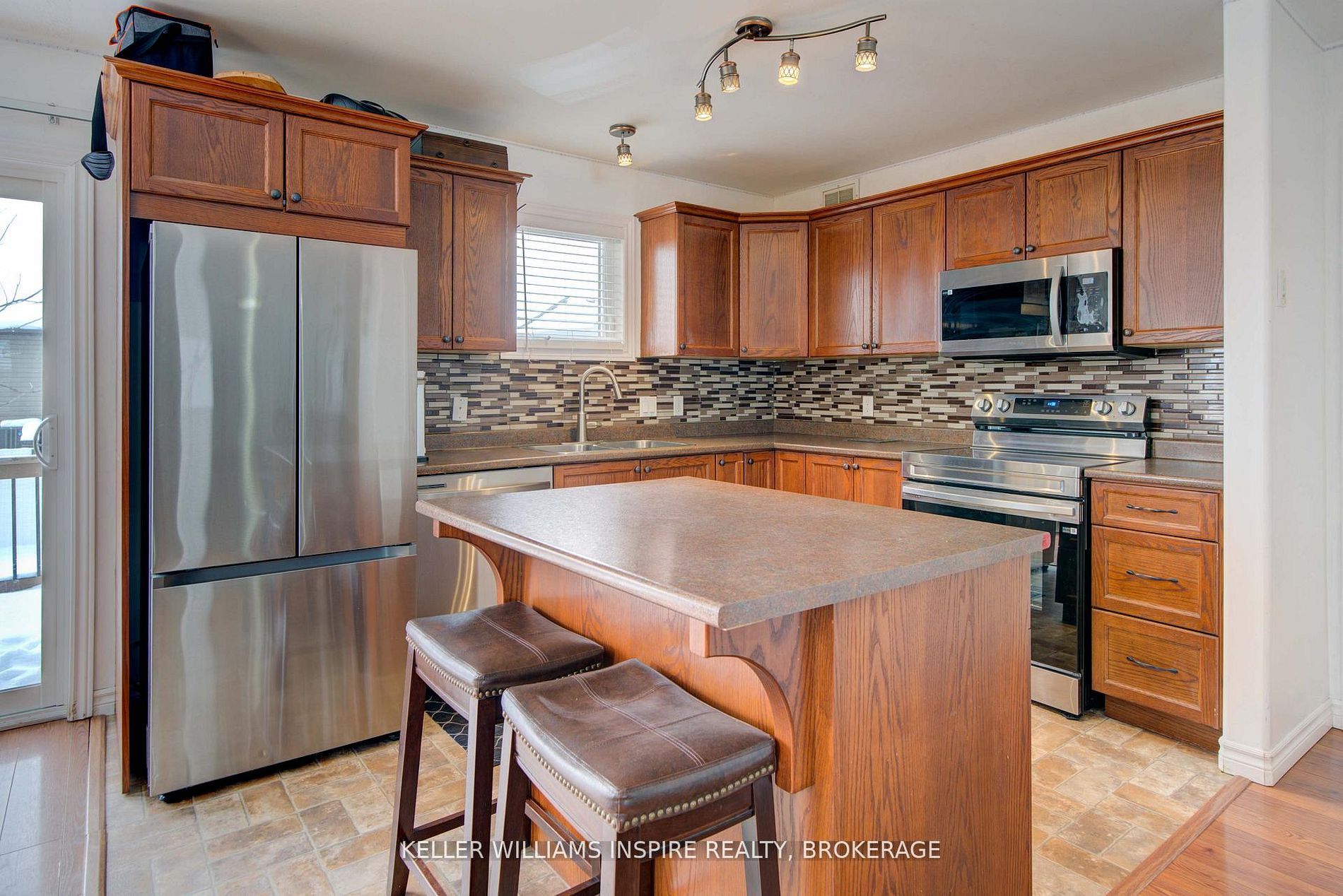 120 Blakely Street, Loyalist, ON K7N 0A6 photo 4