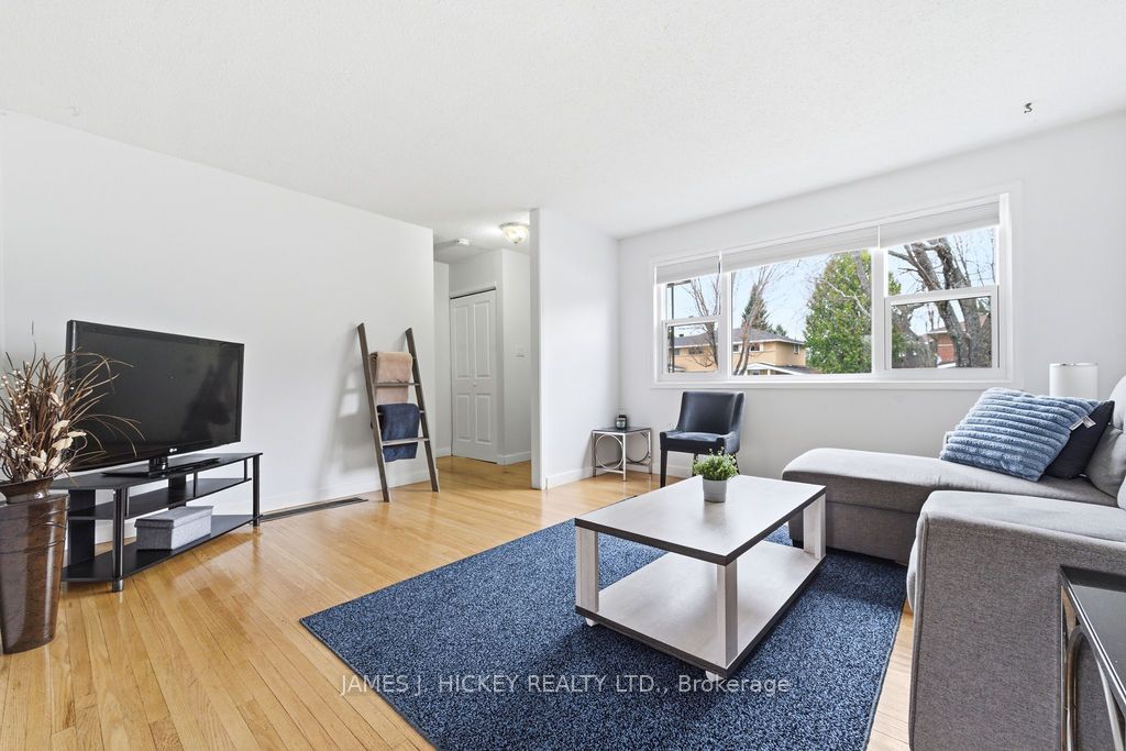 51 Frontenac Crescent, Deep River, ON K0J 1P0 photo 4