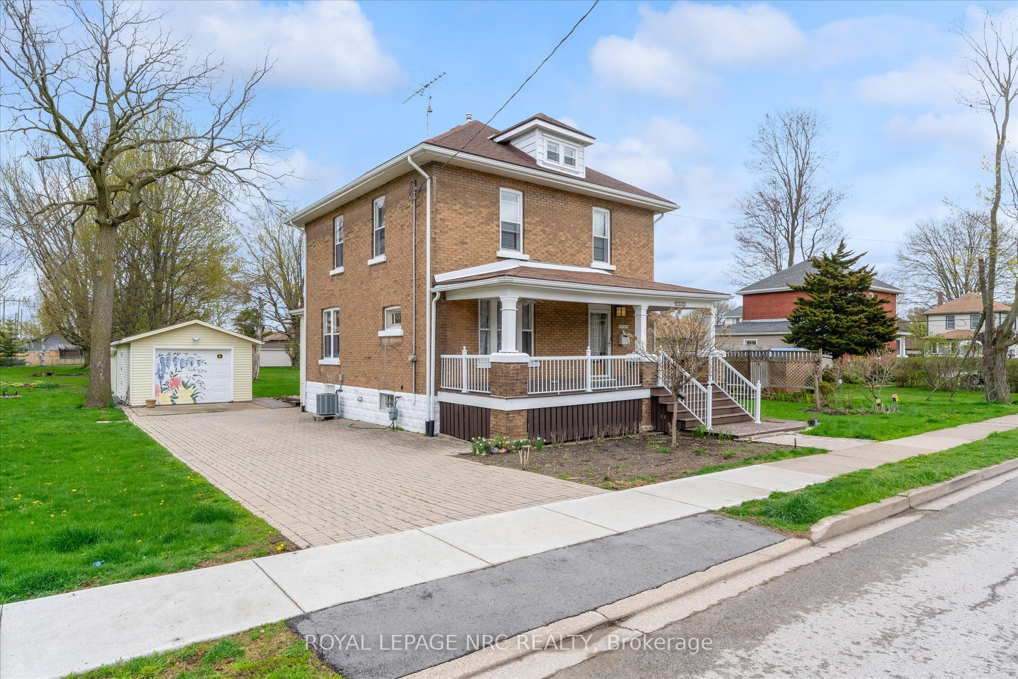 155 Ash Street, Port Colborne, ON L3K 2W7 photo 2