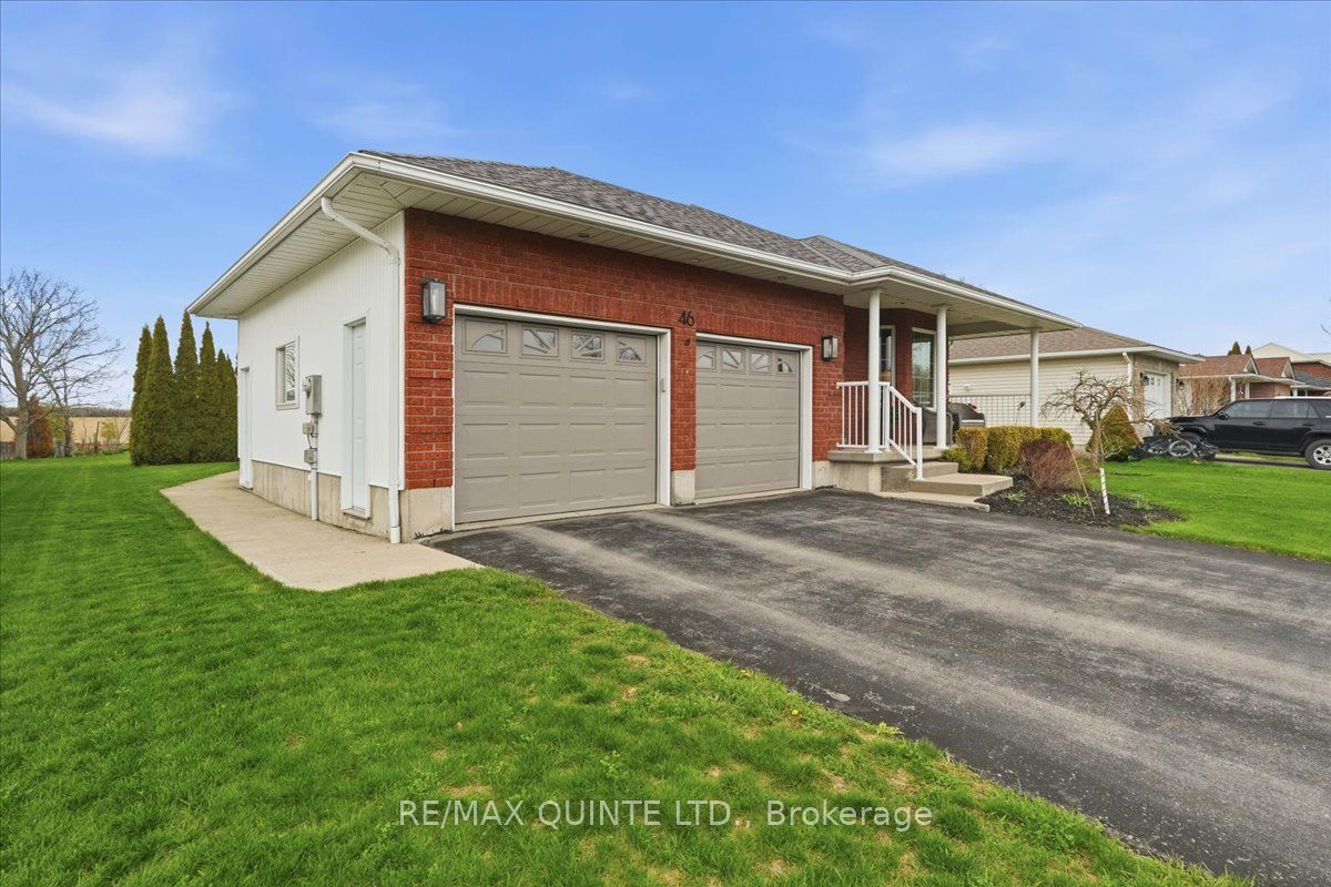 46 Lake Breeze Court, Prince Edward County, ON K0K 3L0 photo 4