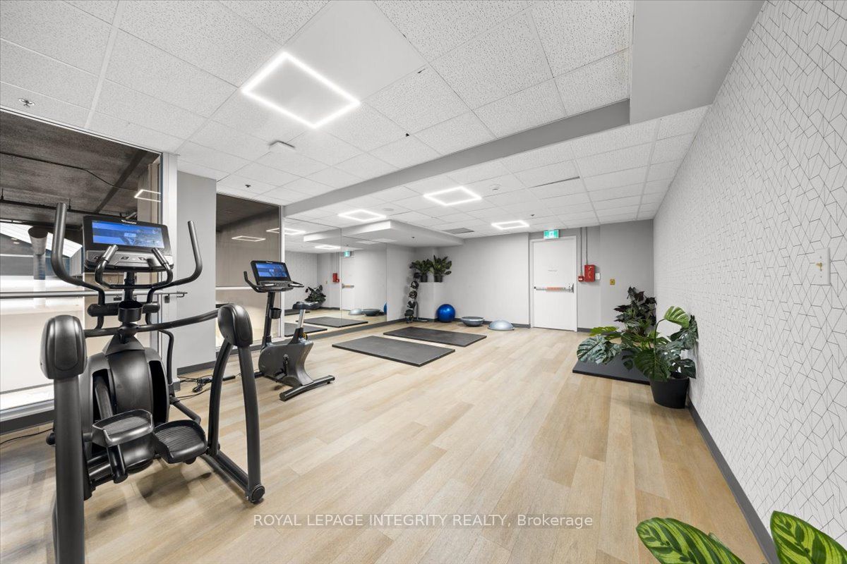 161 Laurier Avenue W 1404, Ottawa Centre, ON K1P 5J2 photo 5
