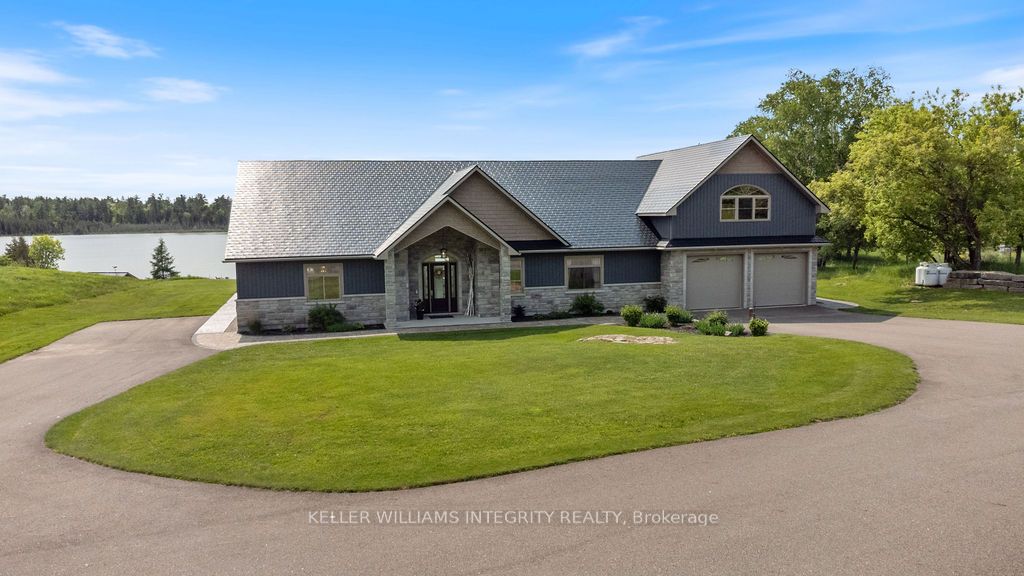 639 Loney Lake Road, Lanark Highlands, ON K0A 3L0
