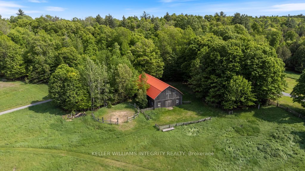 639 Loney Lake Road, Lanark Highlands, ON K0A 3L0 photo 4