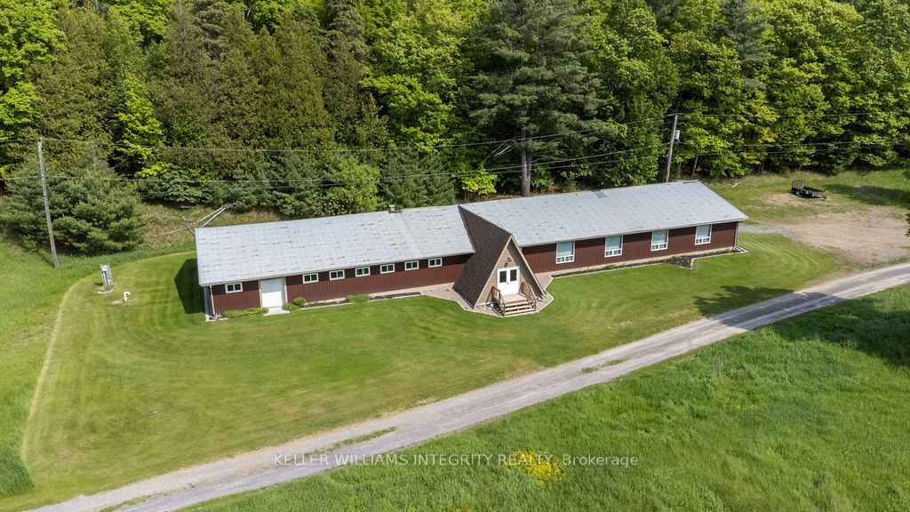639 Loney Lake Road, Lanark Highlands, ON K0A 3L0 photo 5