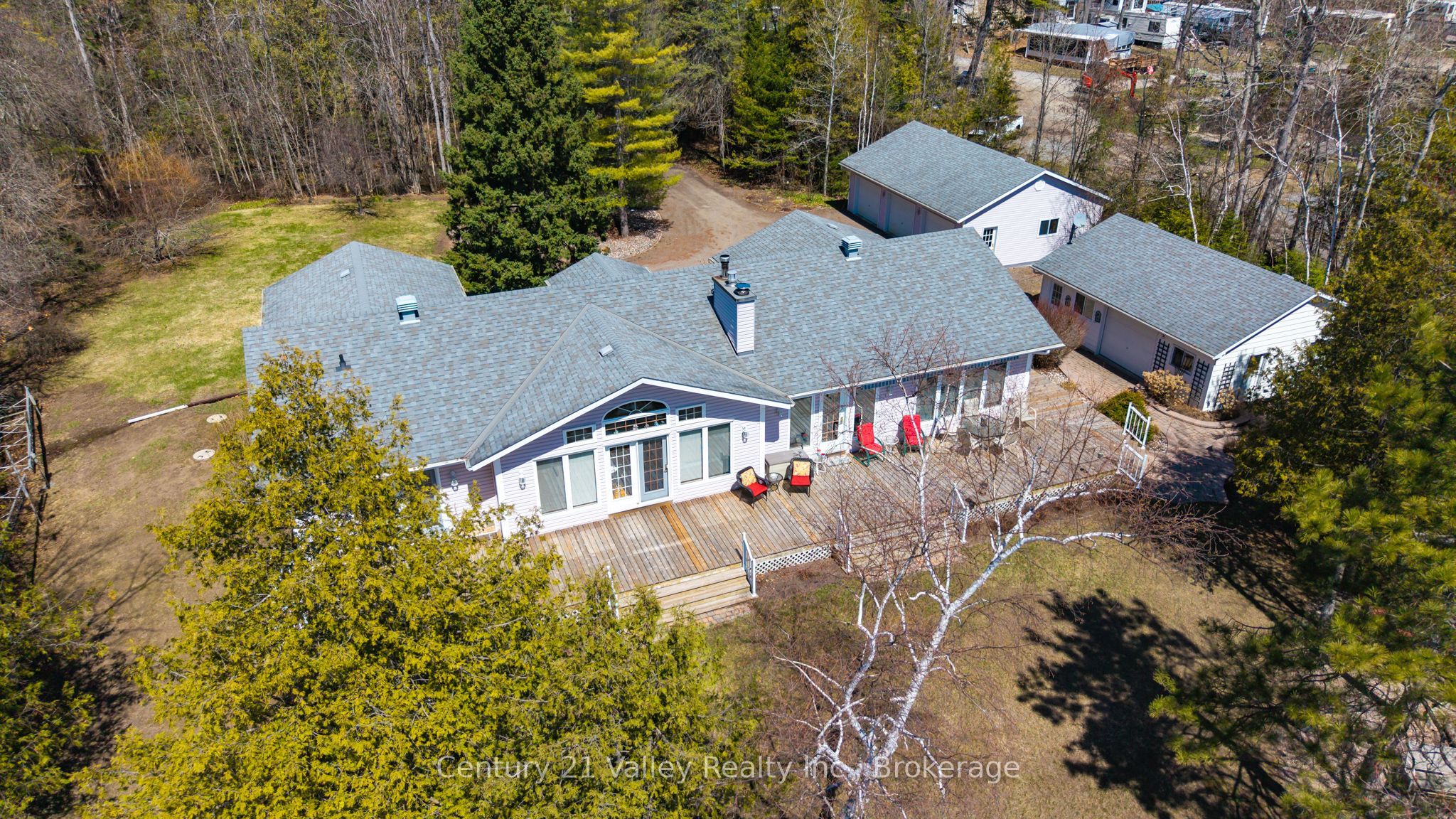 5377 Calabogie Road, Greater Madawaska, ON K0J 1H0 photo 3