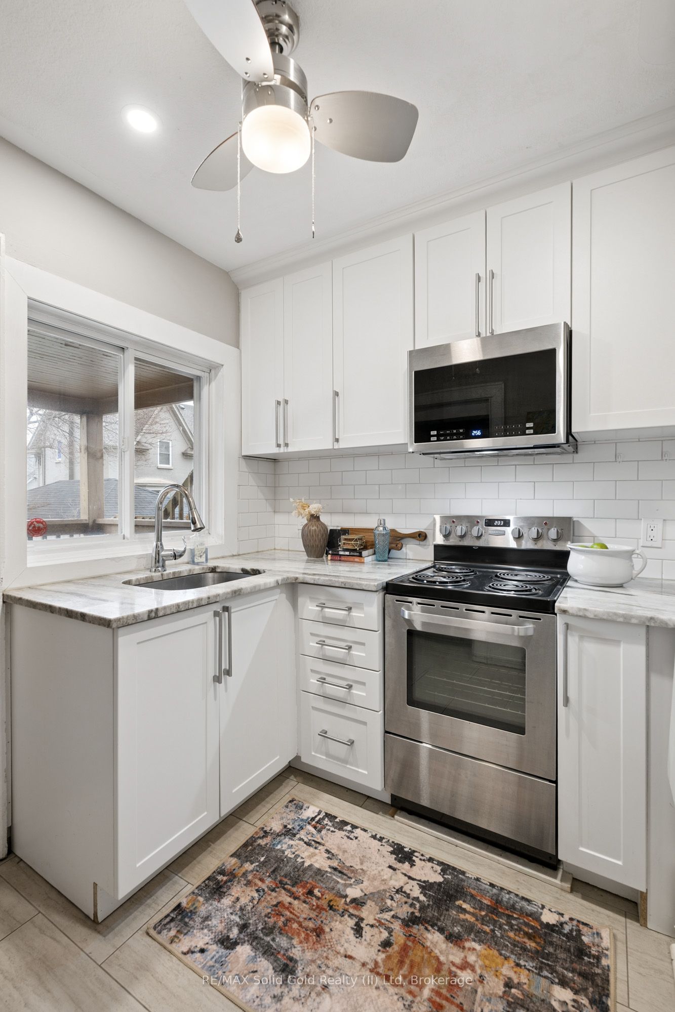 22 Dellroy Avenue, Kitchener, ON N2A 2S1 photo 4