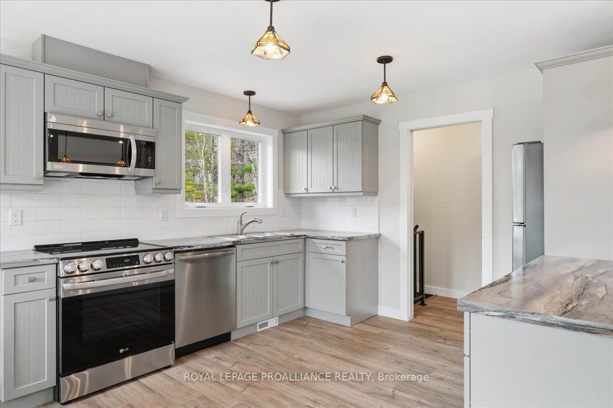 530 Addington Rd 5, Addington Highlands, ON K0H 1K0 photo 4