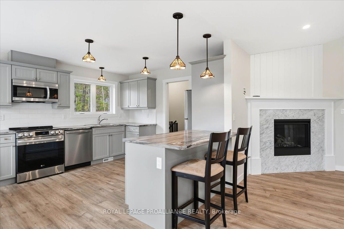 530 Addington Rd 5, Addington Highlands, ON K0H 1K0 photo 5