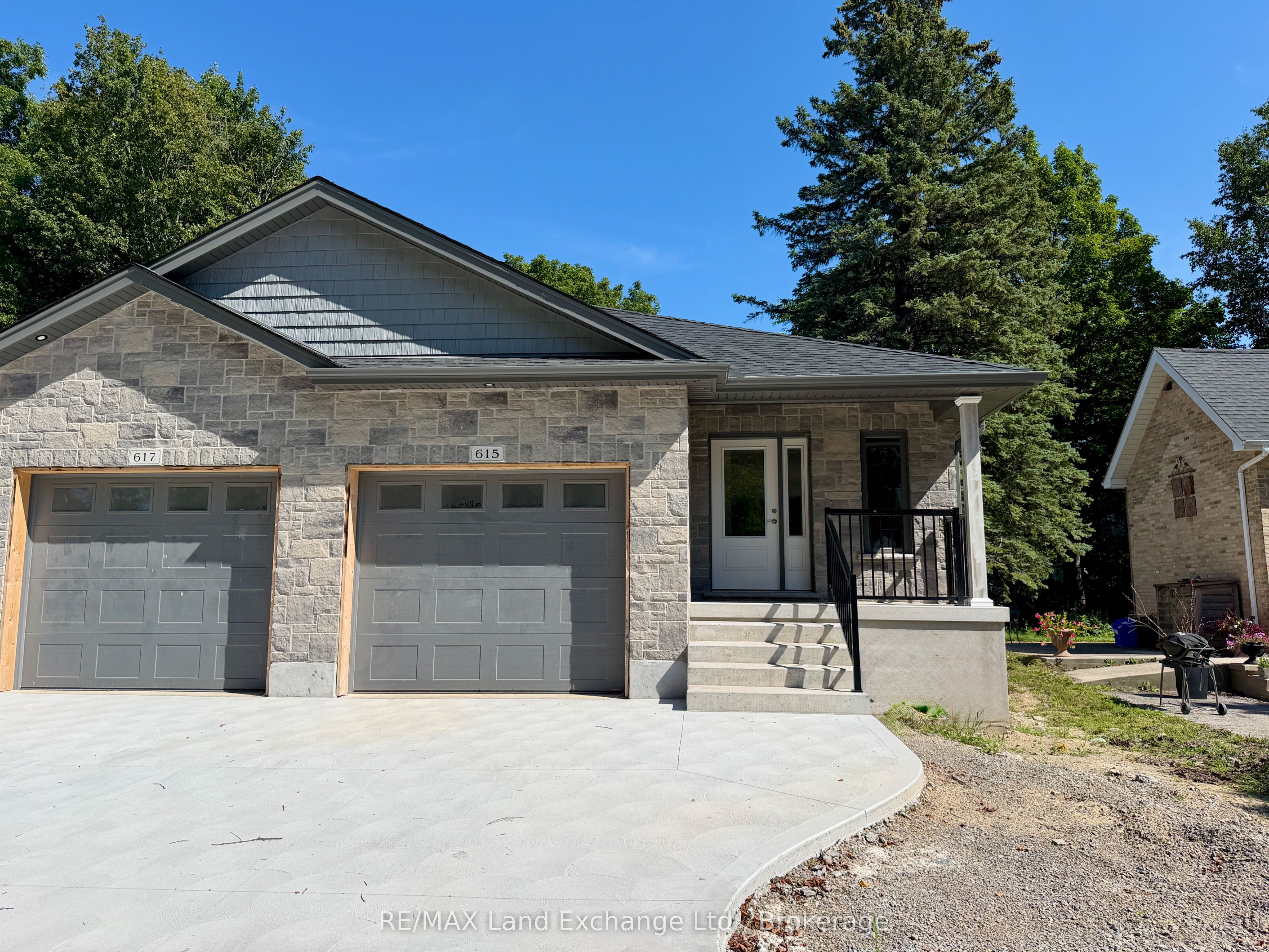 615 Hilker Street, Saugeen Shores, ON N0H 2C4