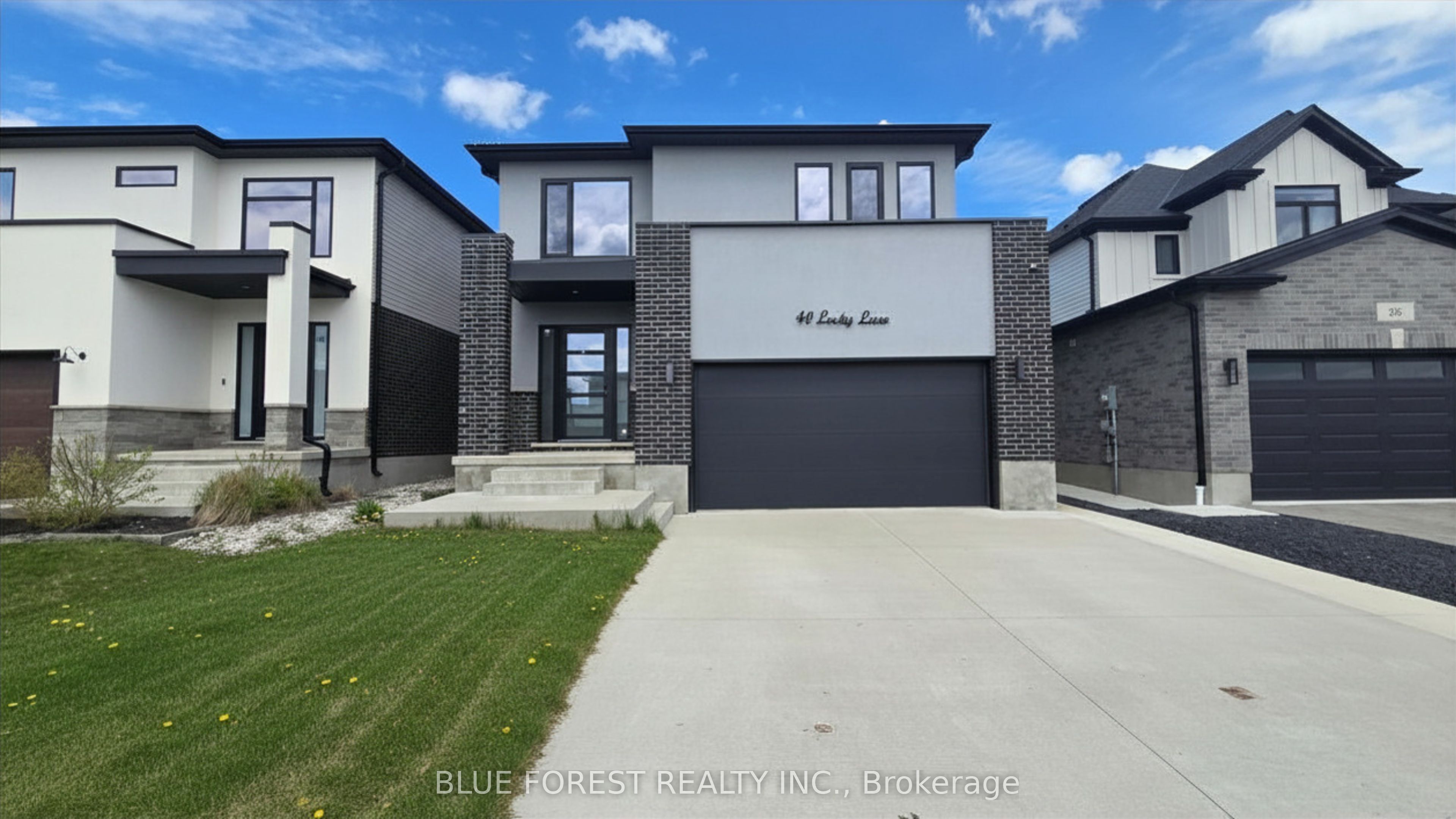 40 Locky Lane, Middlesex Centre, ON N0L 1R0 photo 2