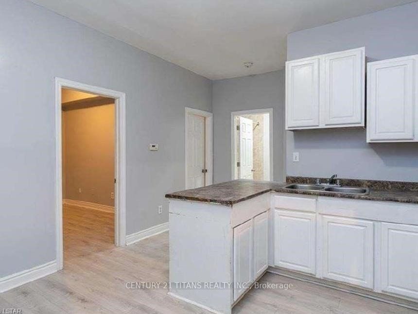 757 King Street, London East, ON N5W 2X5 photo 3