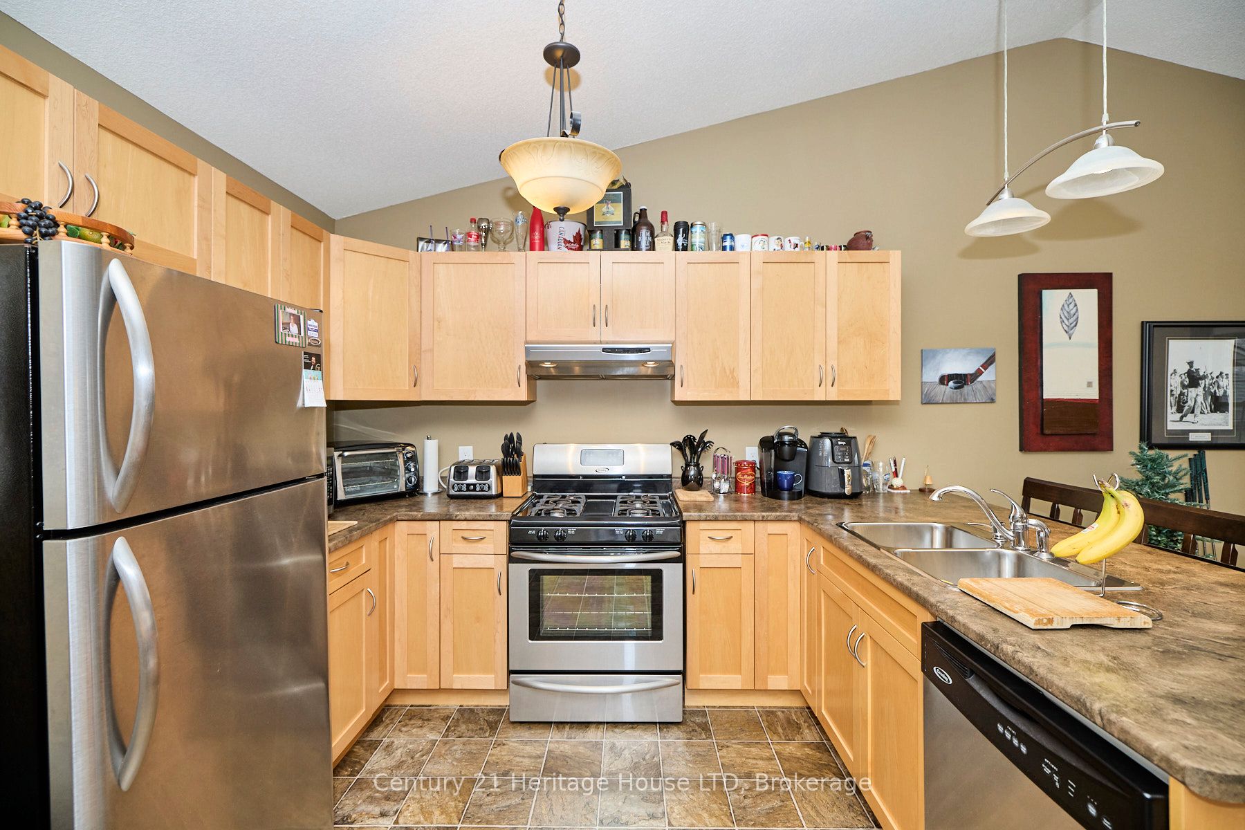 3660 Brunswick Avenue, Fort Erie, ON L0S 1B0 photo 2