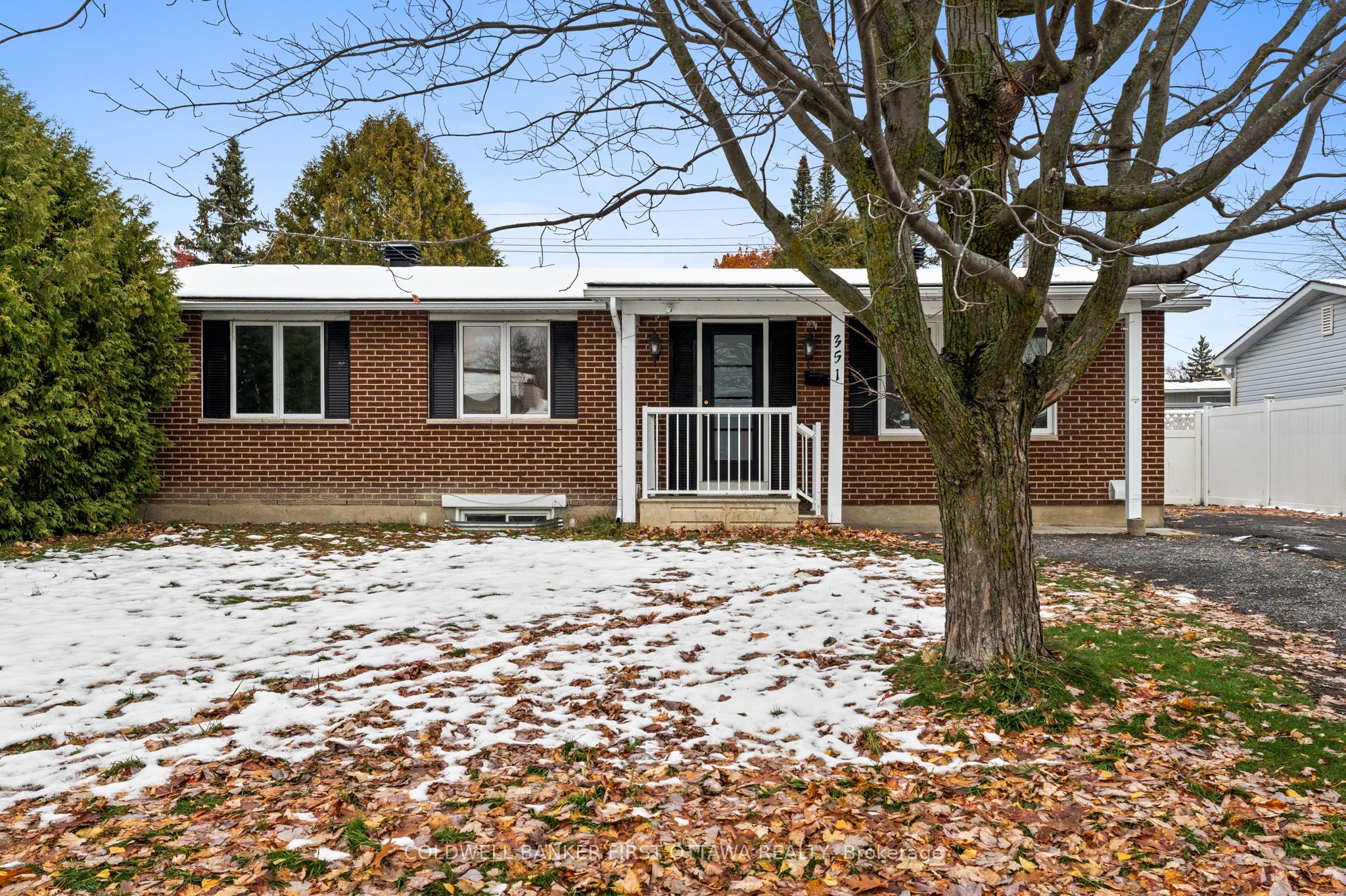 351 Amiens Street, Orleans - Cumberland and Area, ON K1E 1P1