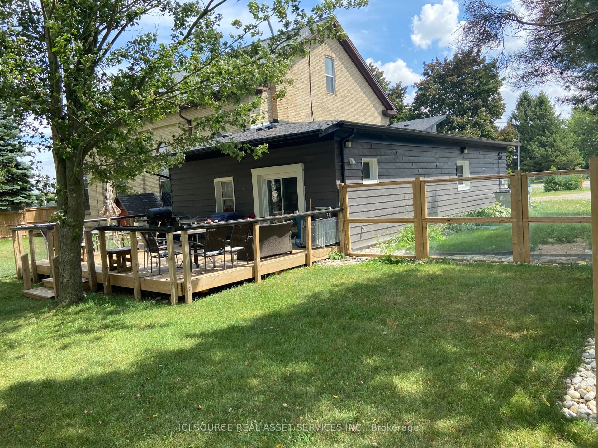 14310 Ilderton Road, Middlesex Centre, ON N0M 2A0 photo 2