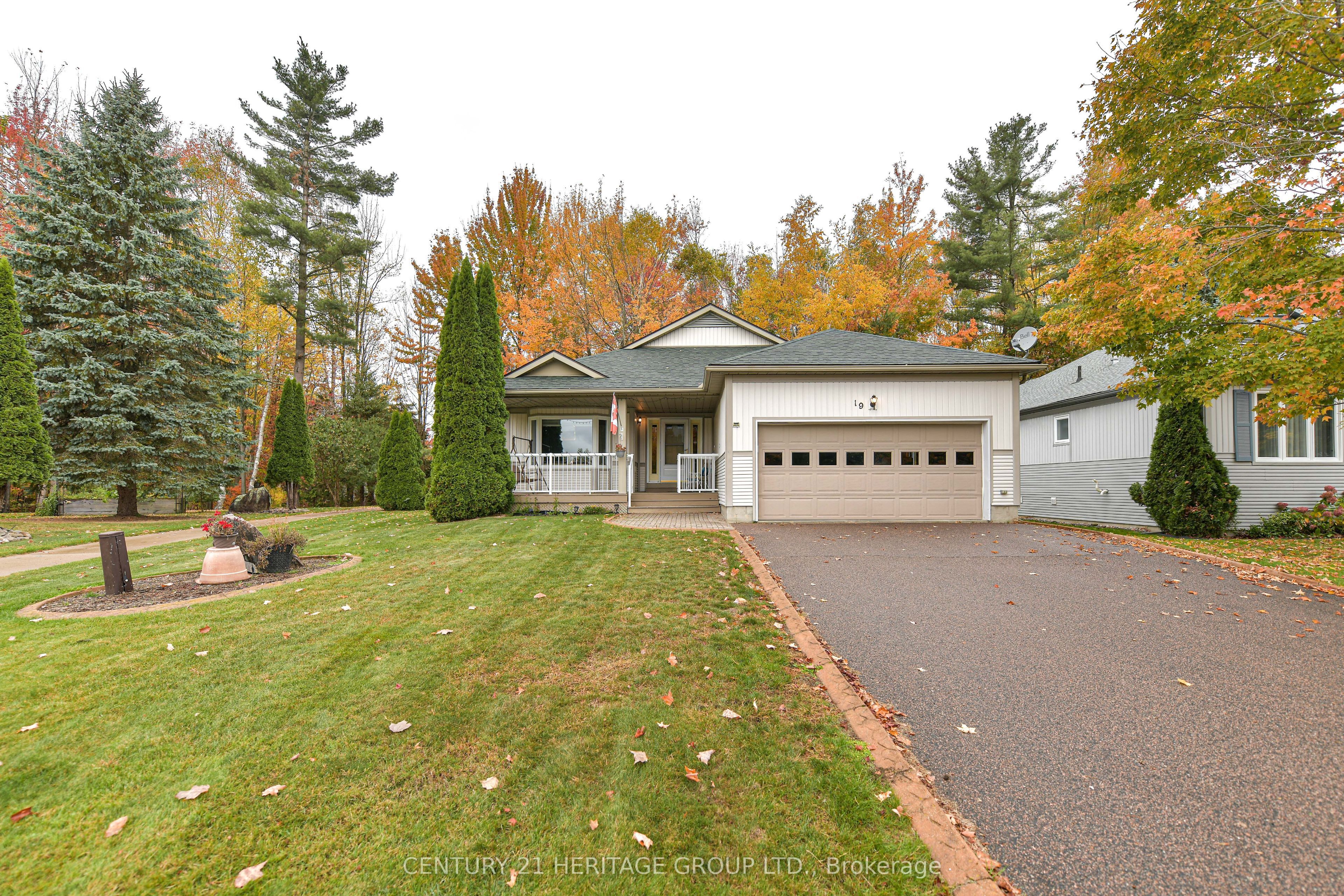 19 Springwood Crescent, Gravenhurst, ON P1P 1Z1
