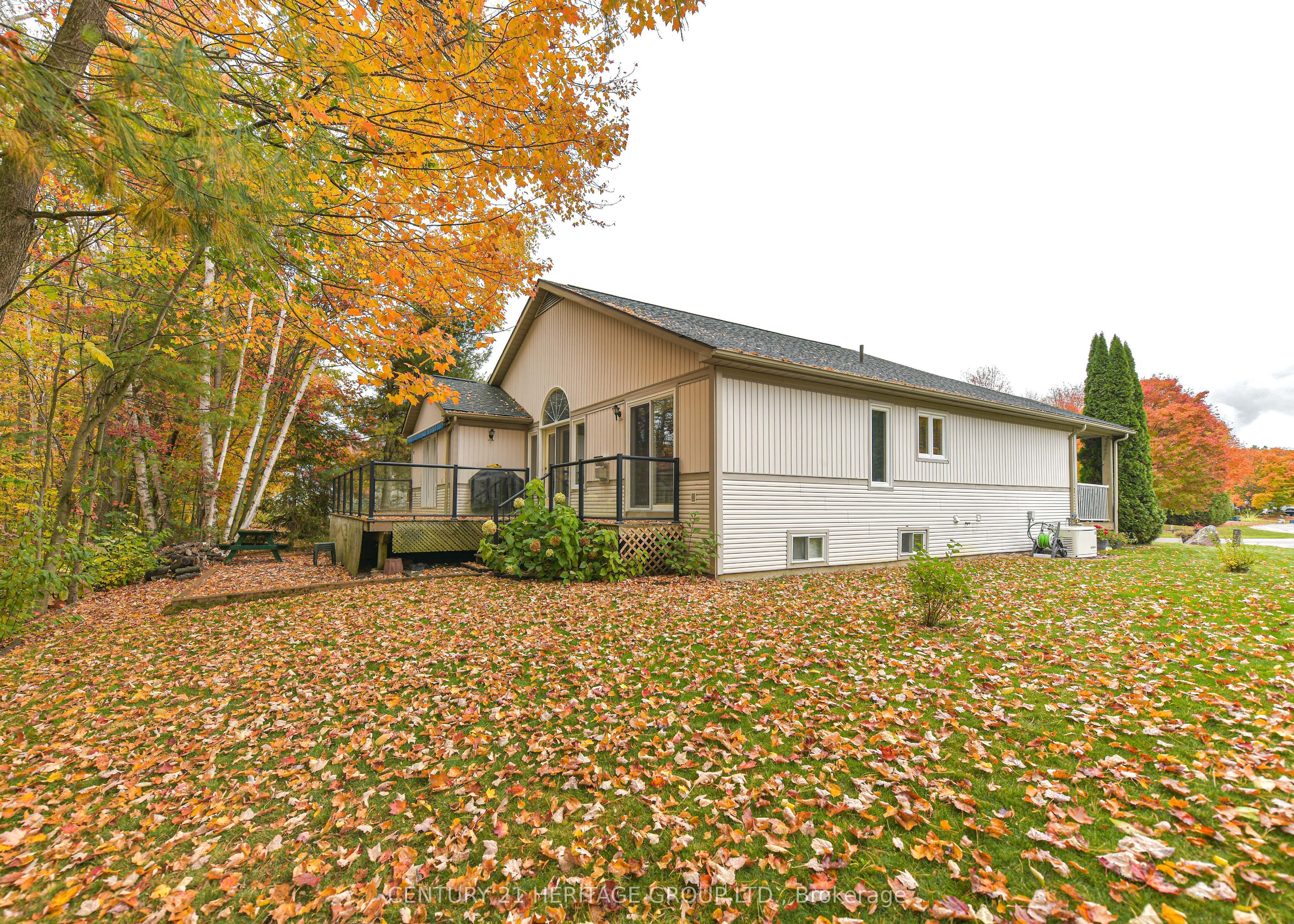 19 Springwood Crescent, Gravenhurst, ON P1P 1Z1 photo 3