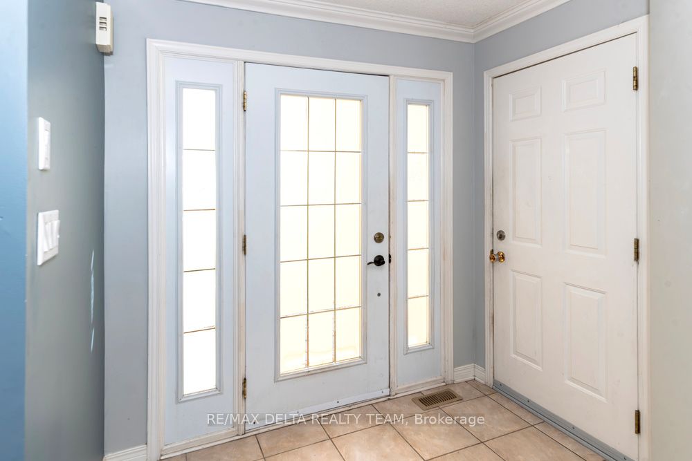 150 Sandra Crescent, Clarence-Rockland, ON K4K 1N7 photo 4