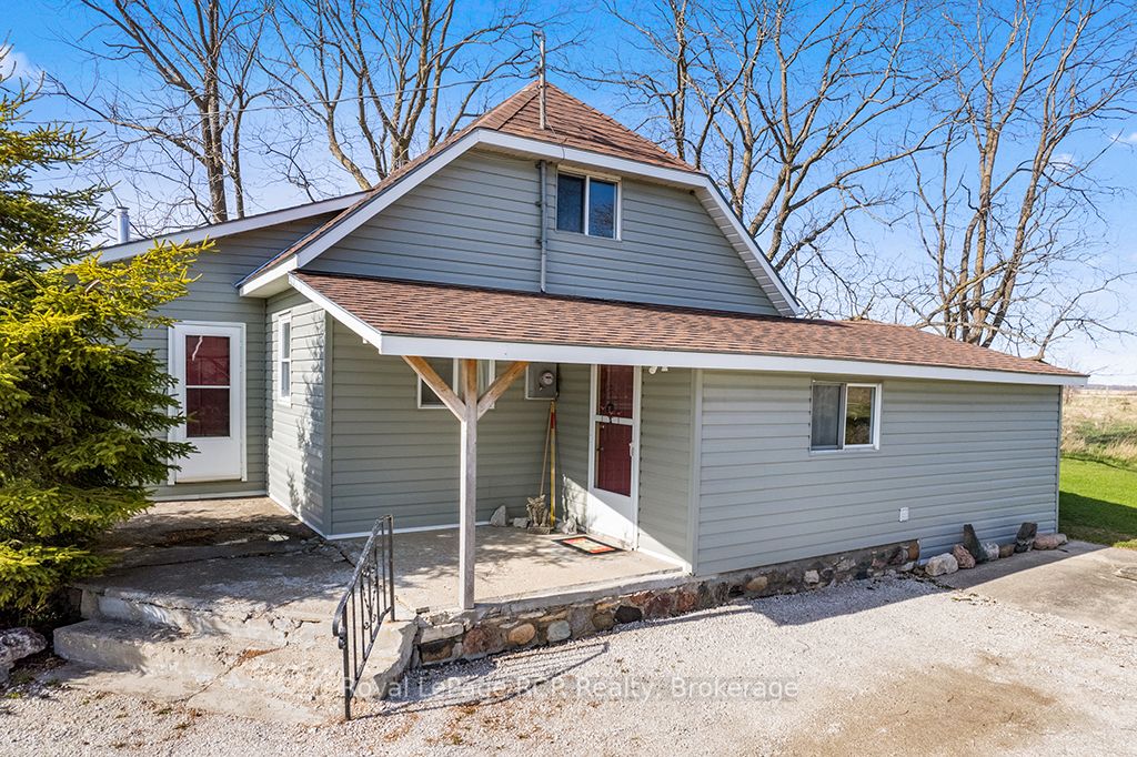 2882 6 Highway, Northern Bruce Peninsula, ON N0H 1W0 photo 2