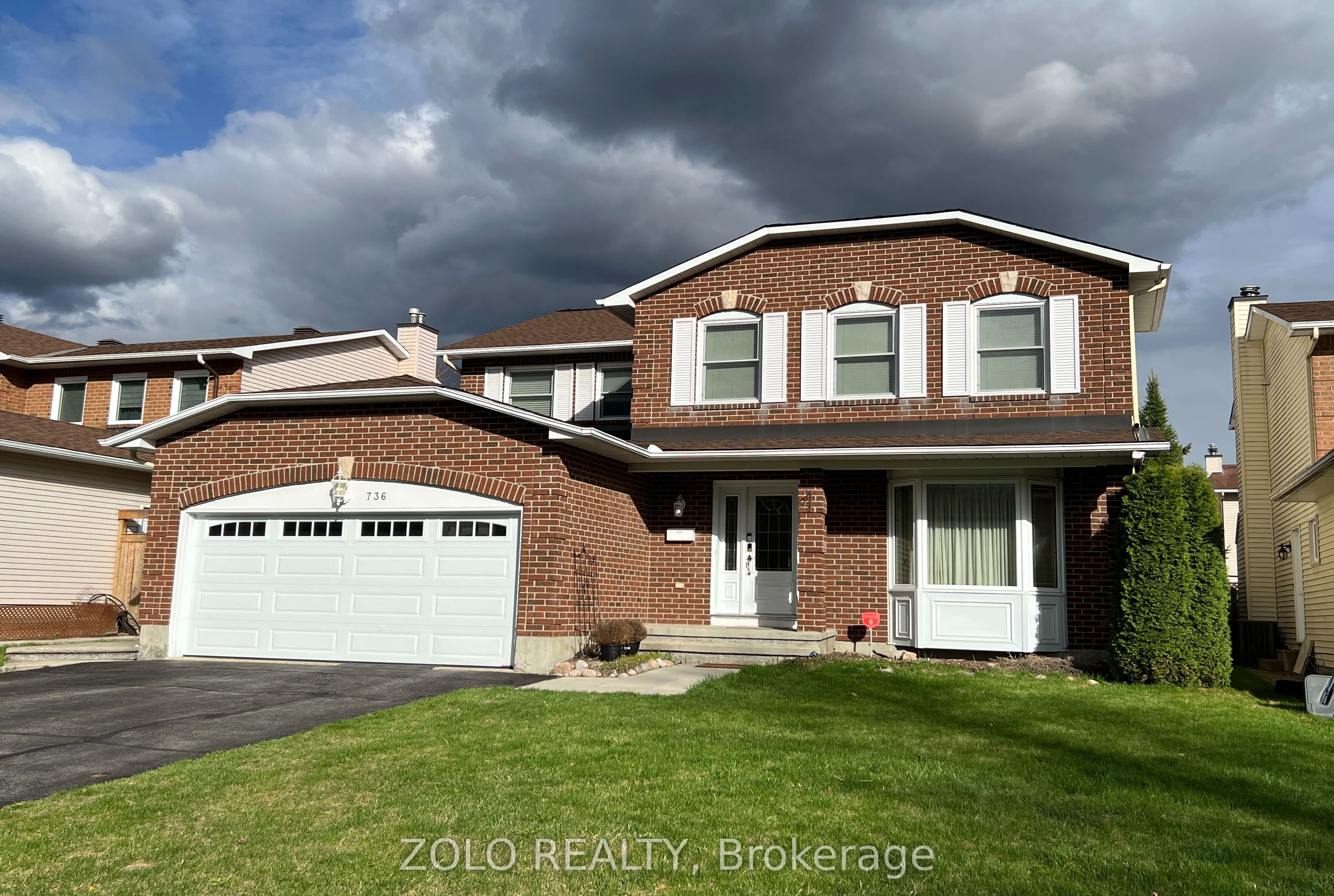736 Hauteview Crescent, Orleans - Cumberland and Area, ON K4A 2B8 photo 2