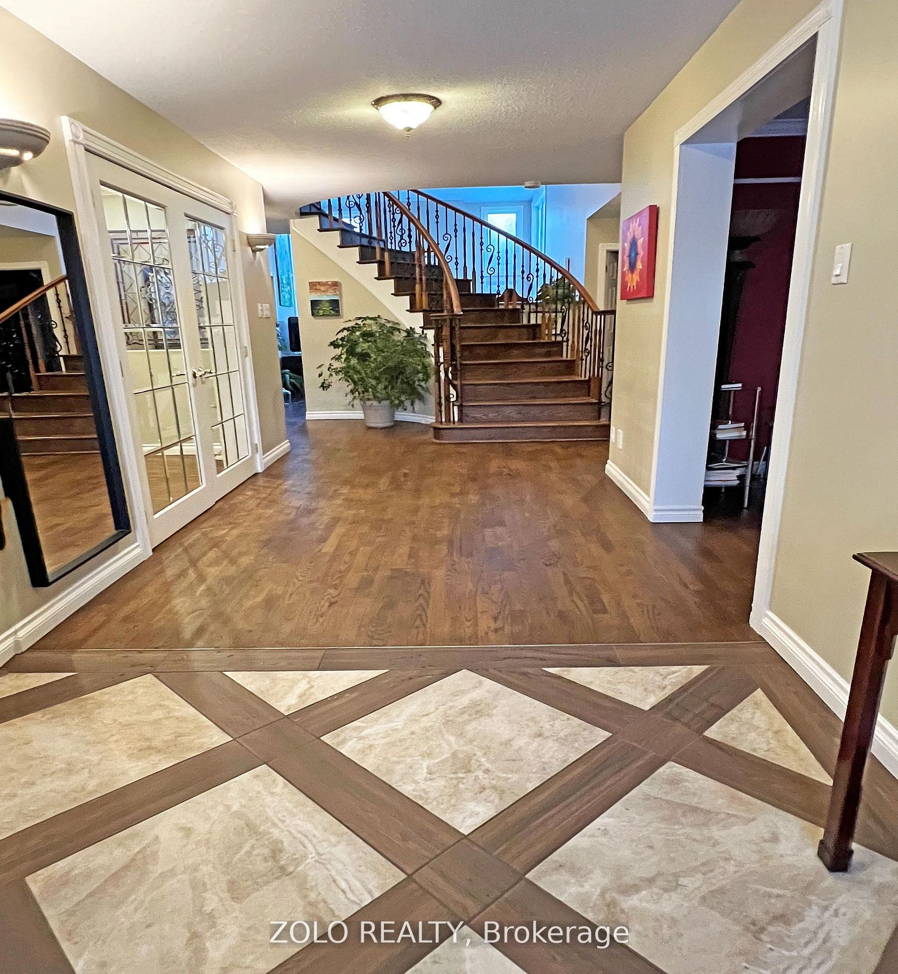 736 Hauteview Crescent, Orleans - Cumberland and Area, ON K4A 2B8 photo 4