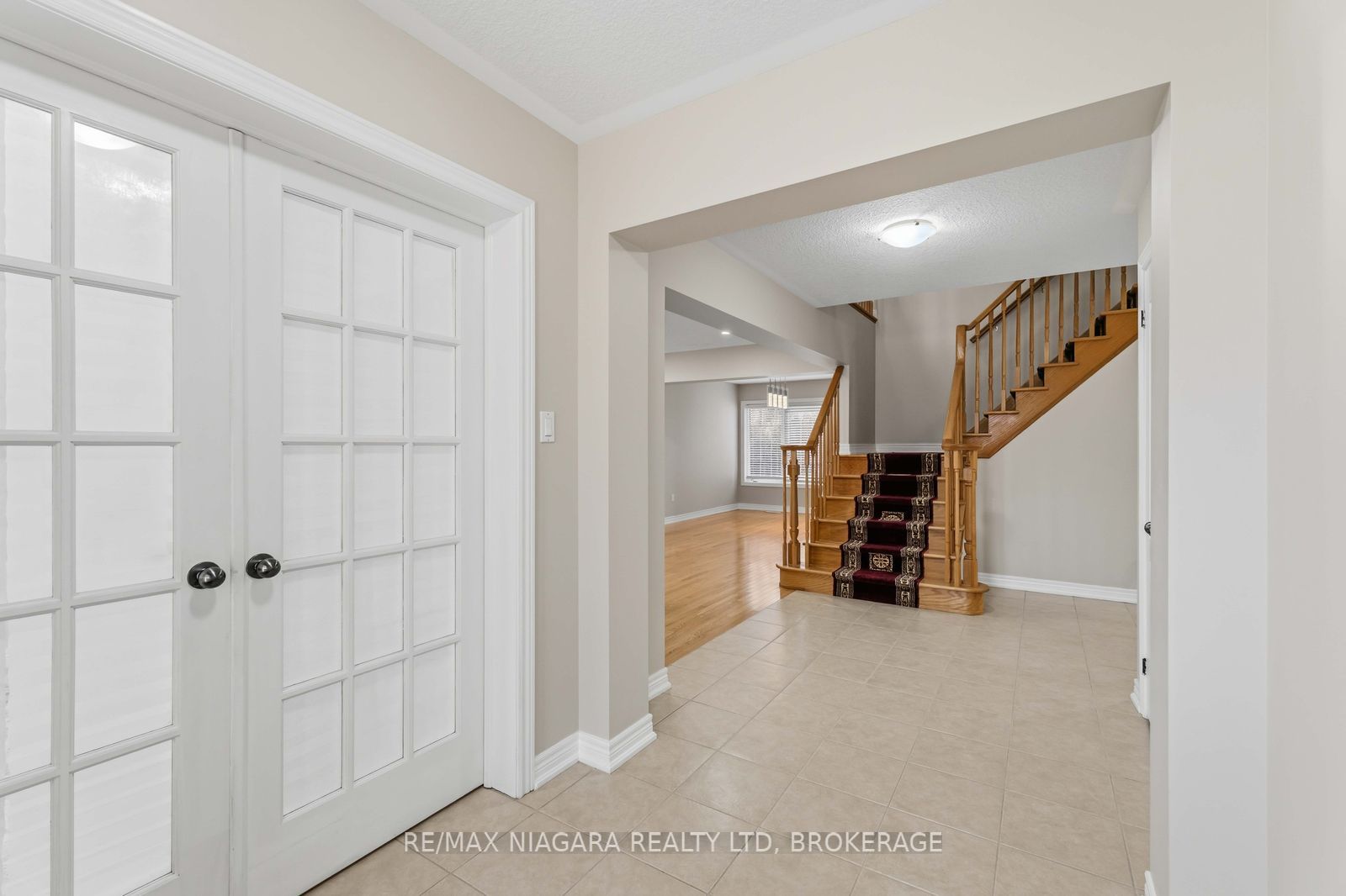 6537 St Michael Avenue, Niagara Falls, ON L2H 0C6 photo 3