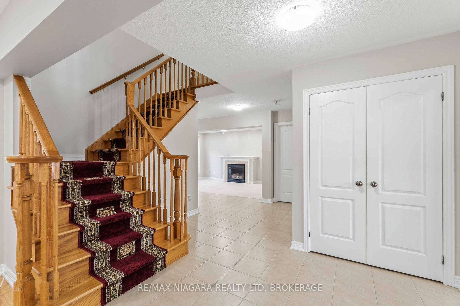 6537 St Michael Avenue, Niagara Falls, ON L2H 0C6 photo 4