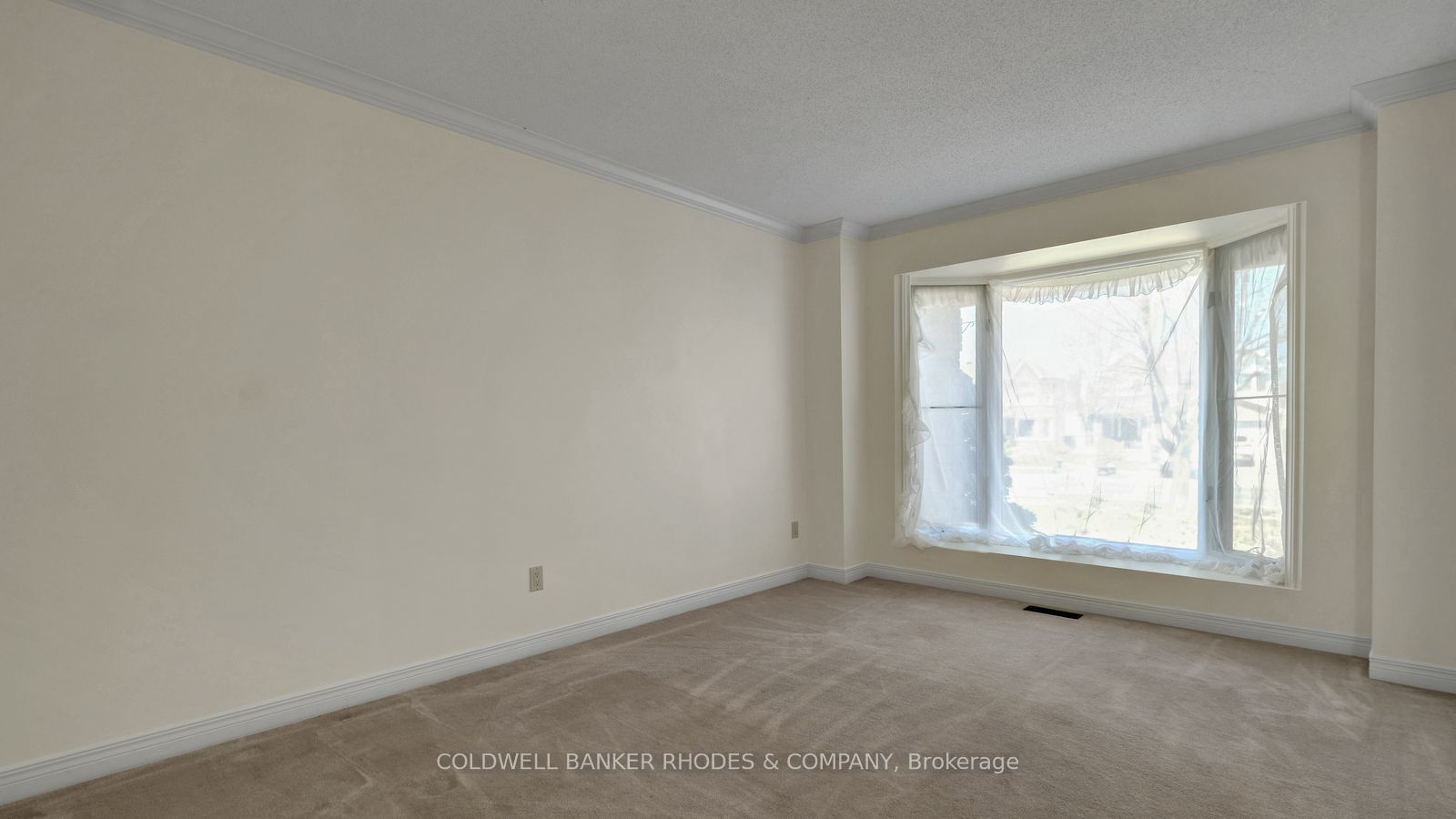 1626 Blohm Drive, Hunt Club - South Keys and Area, ON K1G 5P3 photo 5