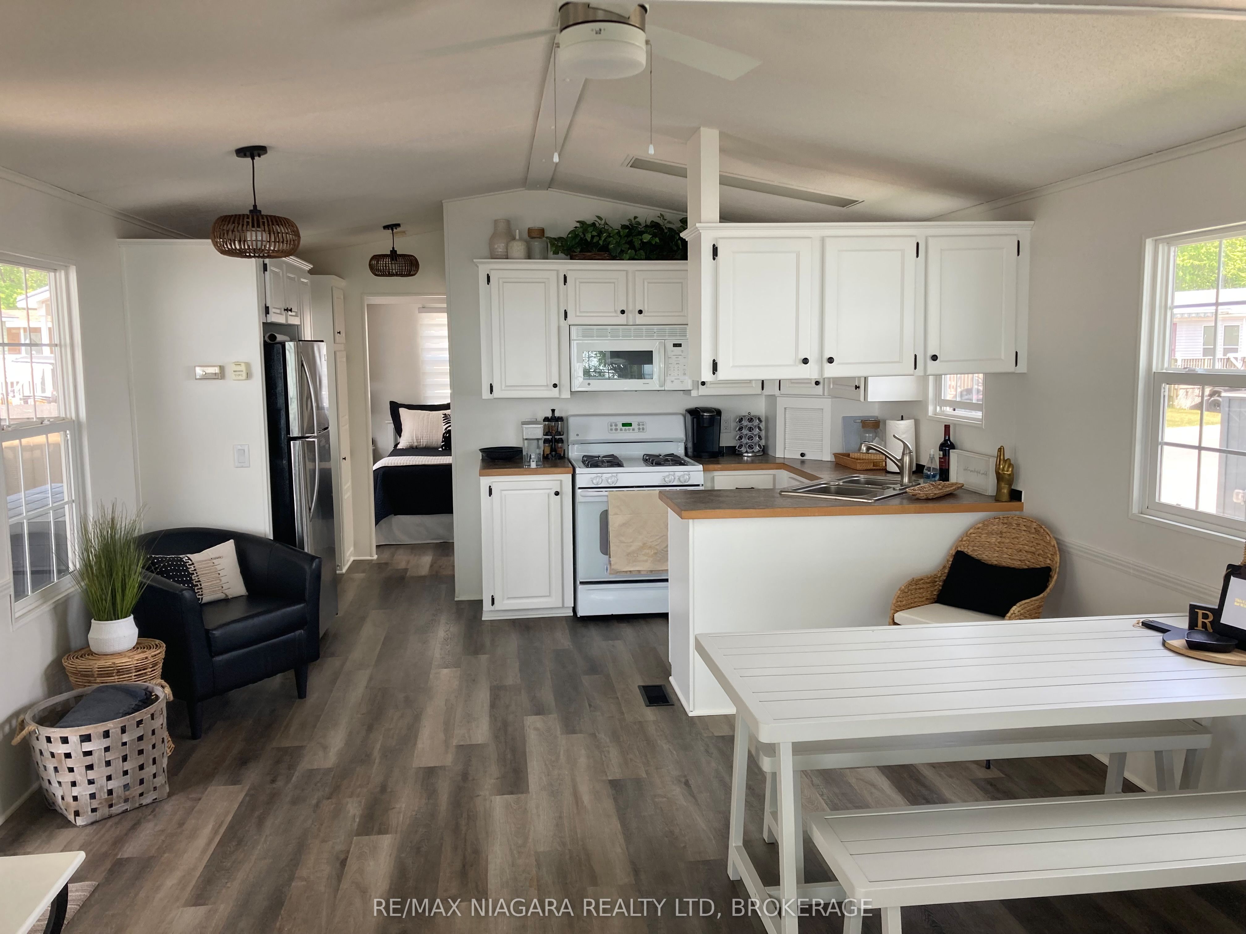 83 Wyldewood, Port Colborne, ON L0S 1R0 photo 4