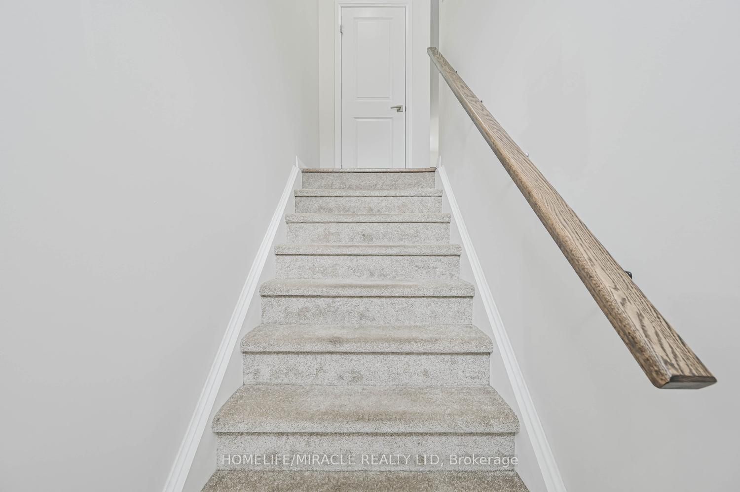 720 Grey Street 34, Brantford, ON N3S 0K2 photo 3