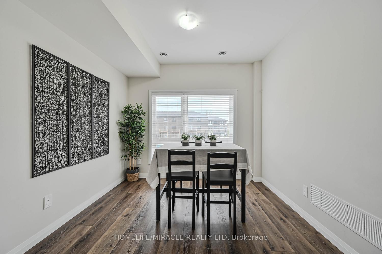 720 Grey Street 34, Brantford, ON N3S 0K2 photo 5