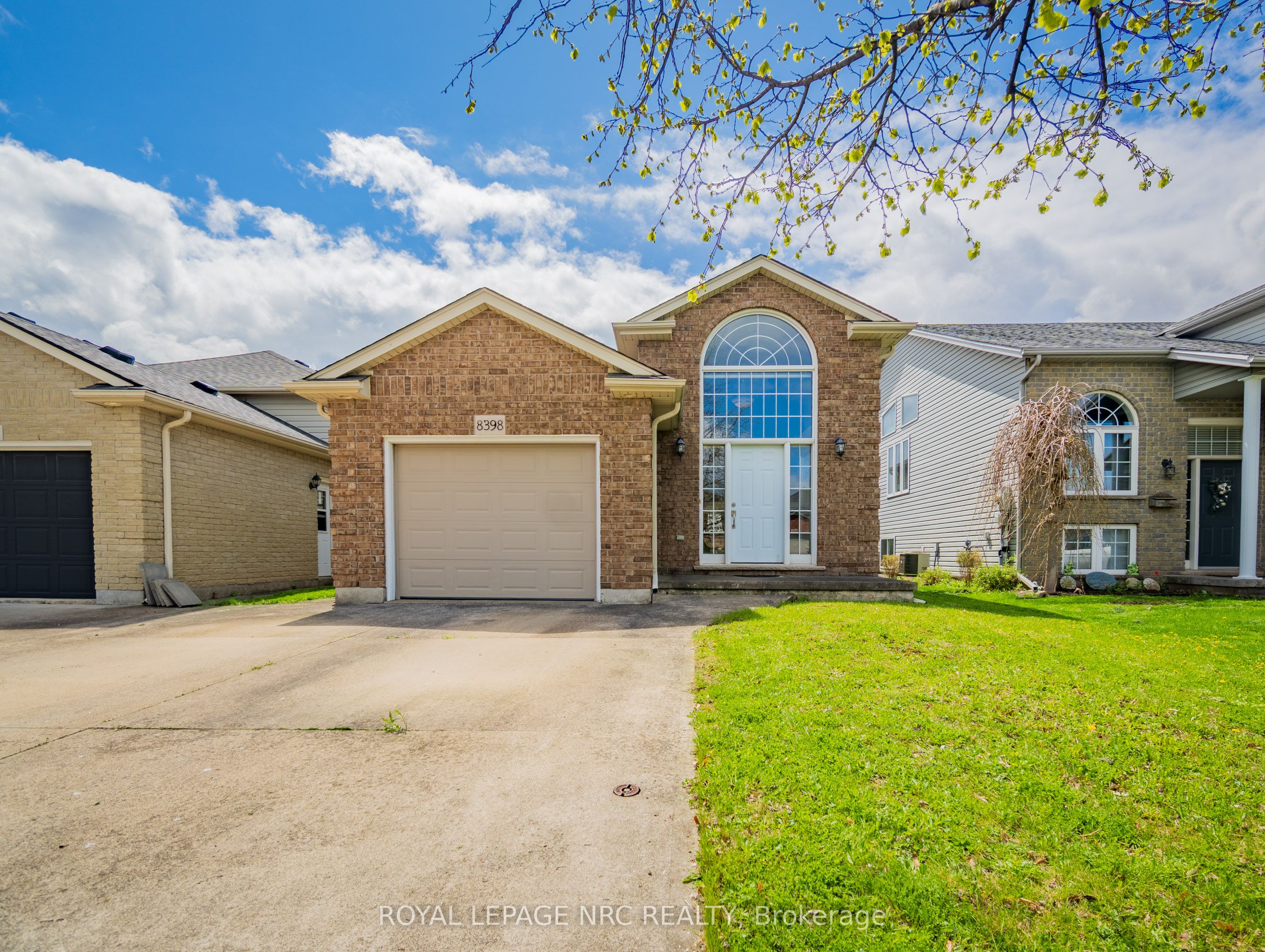 8398 Atack Court, Niagara Falls, ON L2H 3N4 photo 4