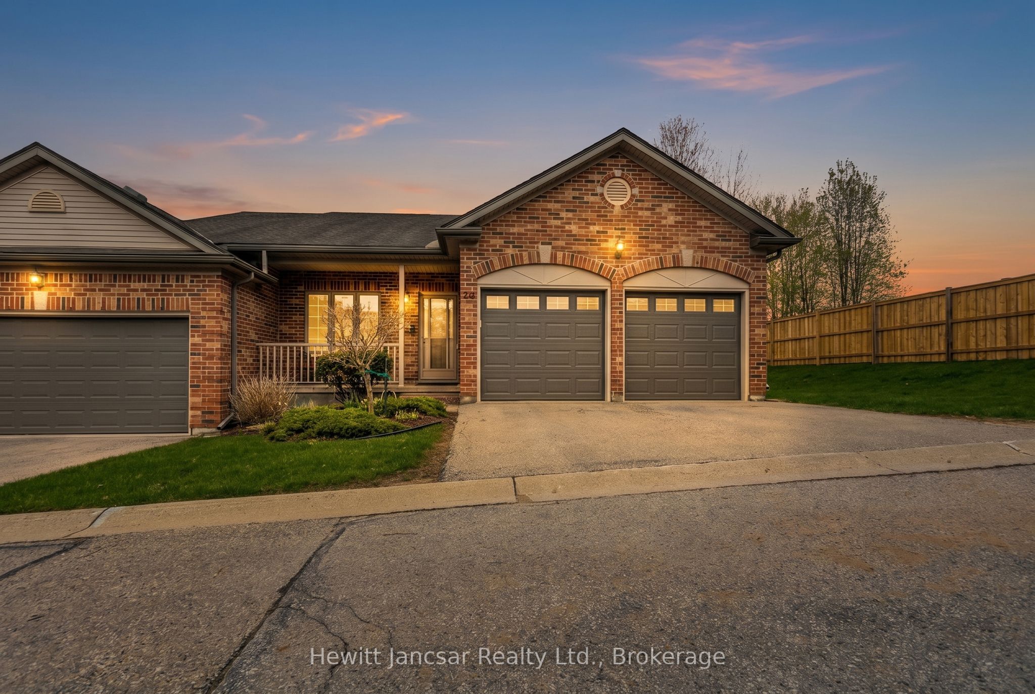 513 Nova Scotia Court 10, Woodstock, ON N4S 8Z3 photo 2