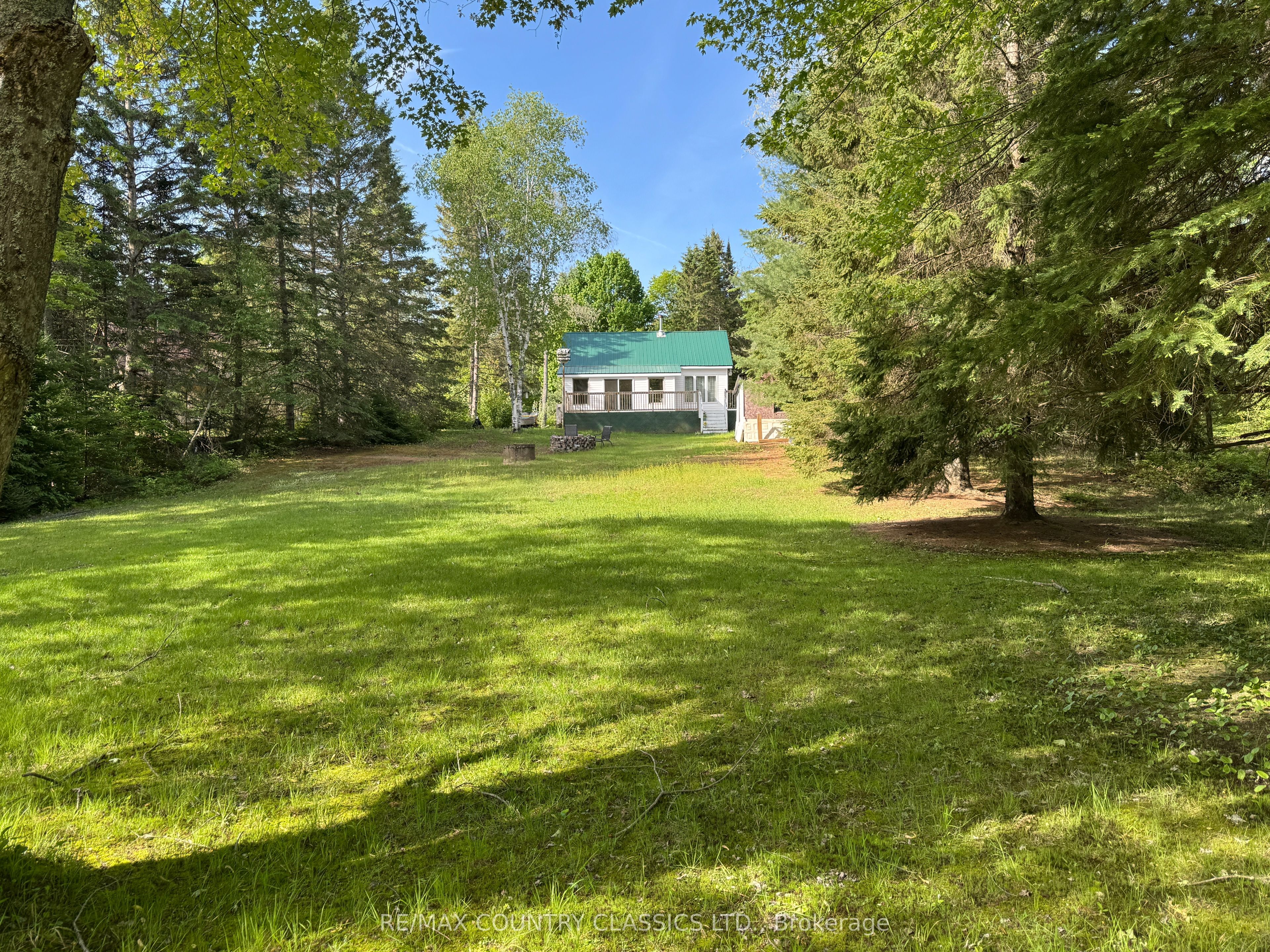 343 Glory Road, Hastings Highlands, ON K0L 1C0