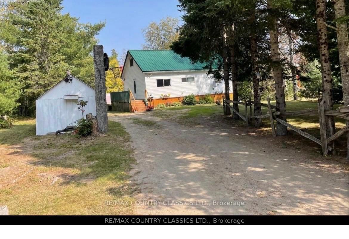 343 Glory Road, Hastings Highlands, ON K0L 1C0 photo 2