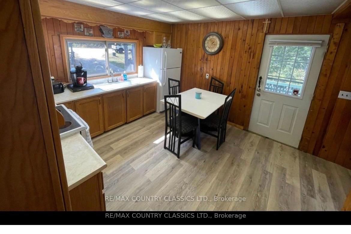 343 Glory Road, Hastings Highlands, ON K0L 1C0 photo 5