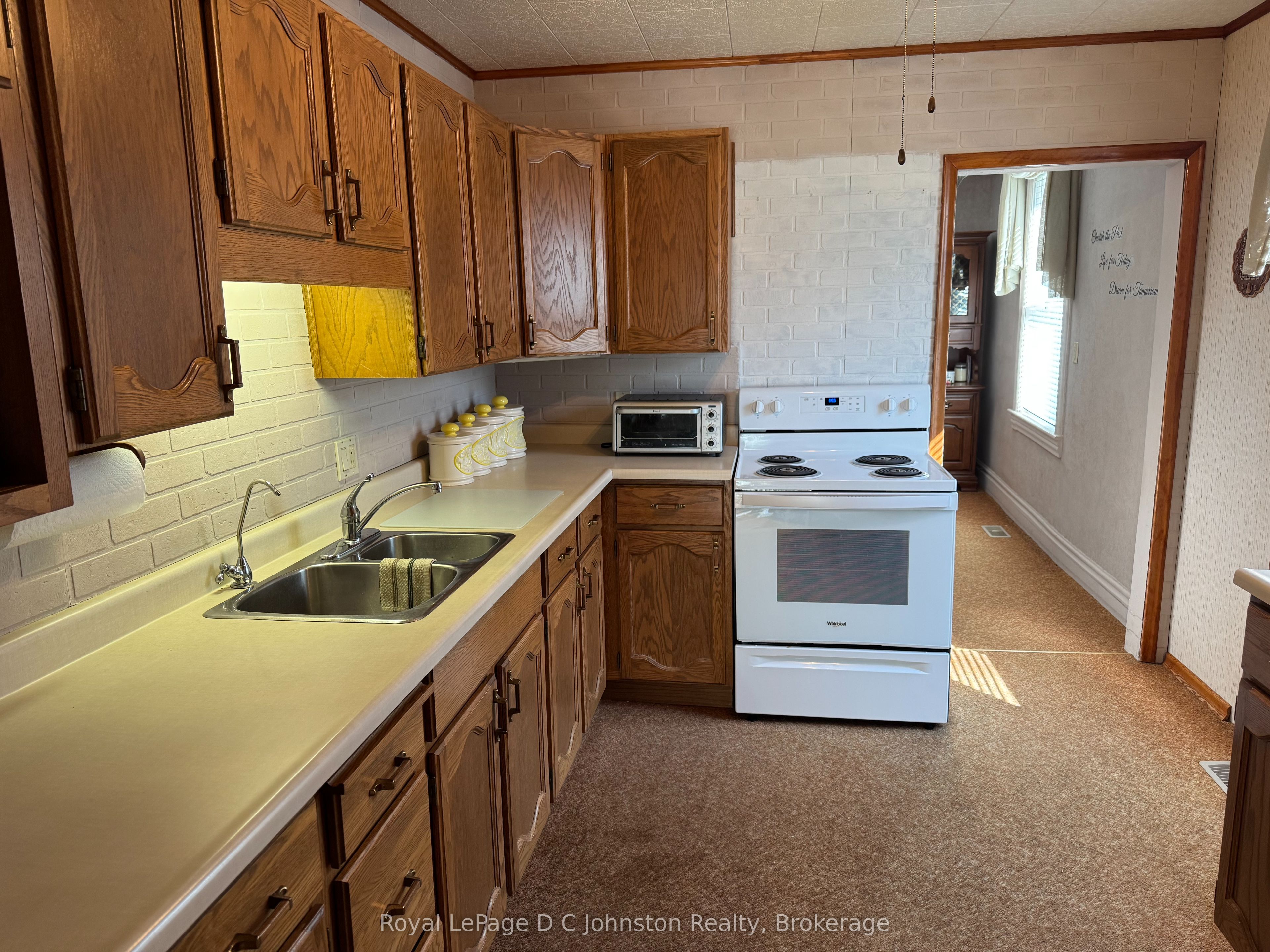 21 Victoria Street S, Saugeen Shores, ON N0H 2L0 photo 5